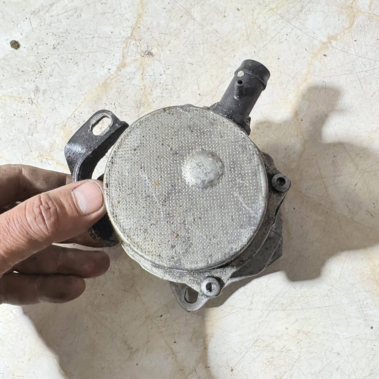 RENAULT CLIO BRAKE VACUUM PUMP 146505272R MK1 8200577807