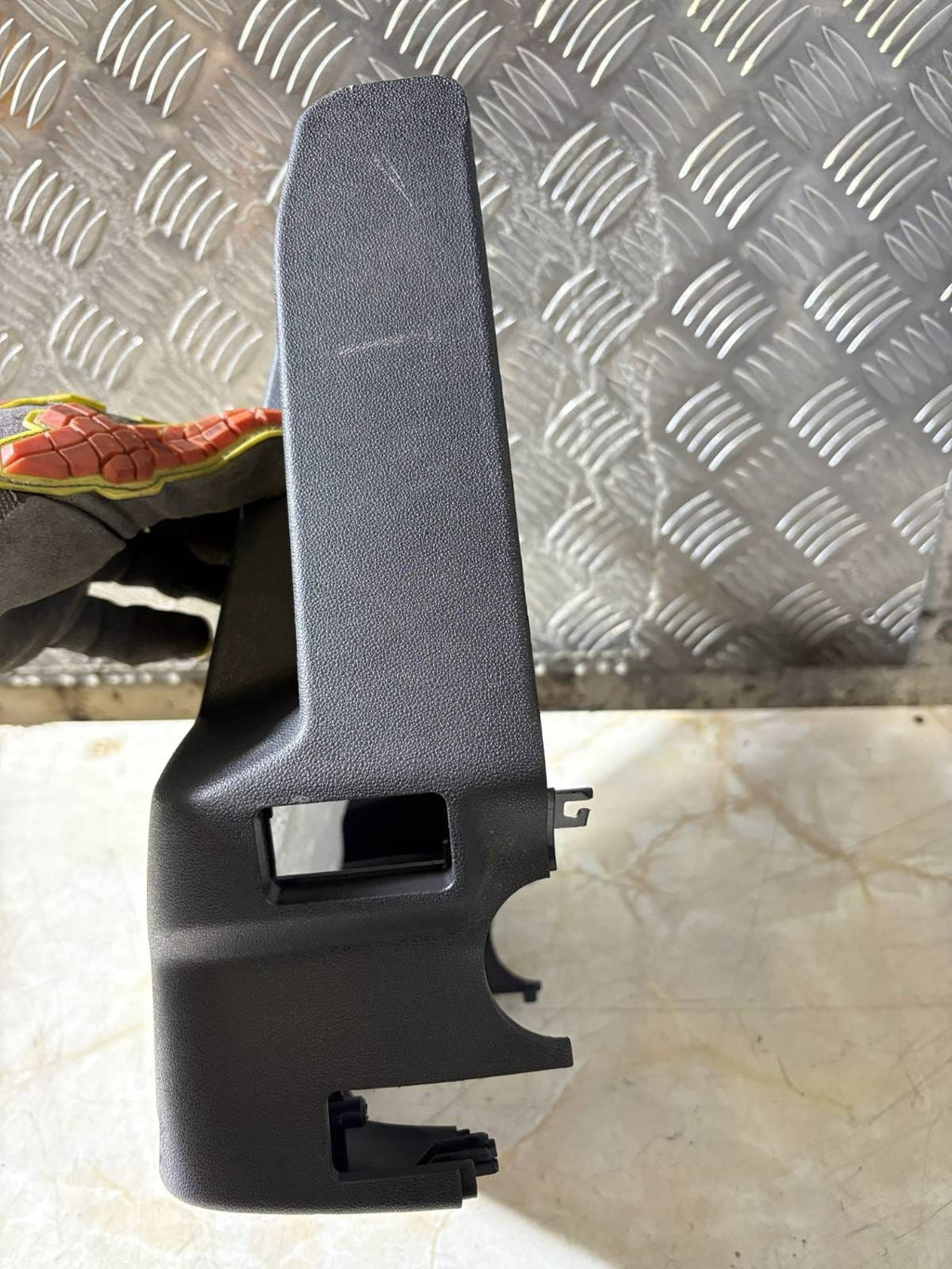 CITROEN DS3 LOWER STEERING COLUMN TRIM PANEL COVER 9684287680 2009-2016