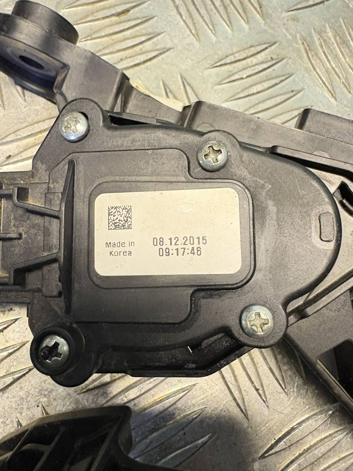 HYUNDAI I20 MK2 2018 ACCELERATOR THROTTLE PEDAL 32700-XXXXX