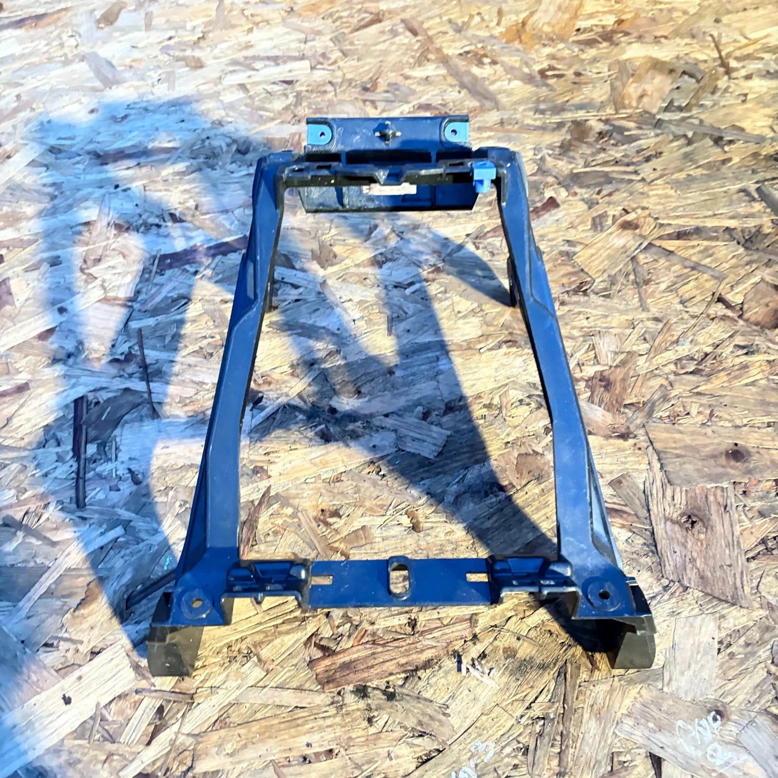 VAUXHALL ZAFIRA B 20052014 1.6 PETROL INTERIOR PANEL BRACKET 36324987