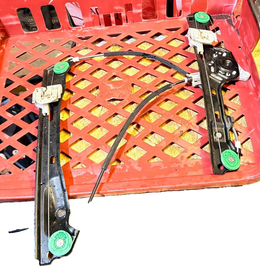 BMW 1 Series E87 116i 2004-2011 5 Door Front Left Window Regulator 51337138465