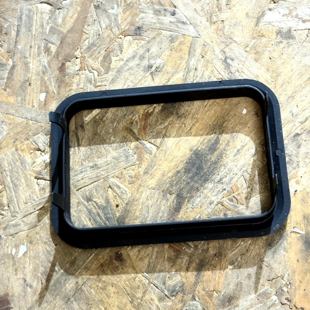 Mercedes-Benz SL R129 Gear Lever Plastic Cover A2022670288 5.0 28102396
