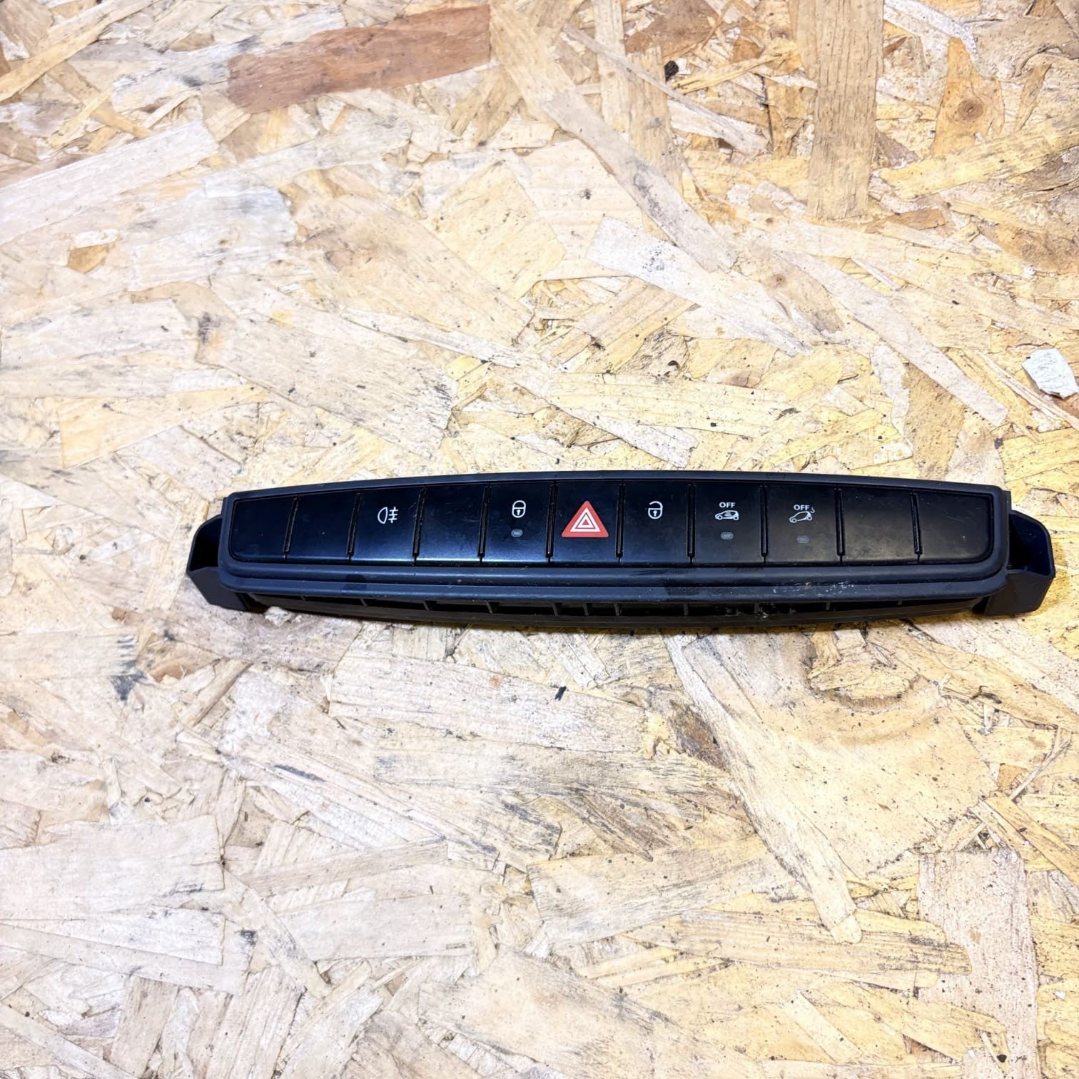 SMART FORFOUR 1.1 2005 HAZARD CENTRAL LOCKING FOG LIGHT SWITCH A4548202410