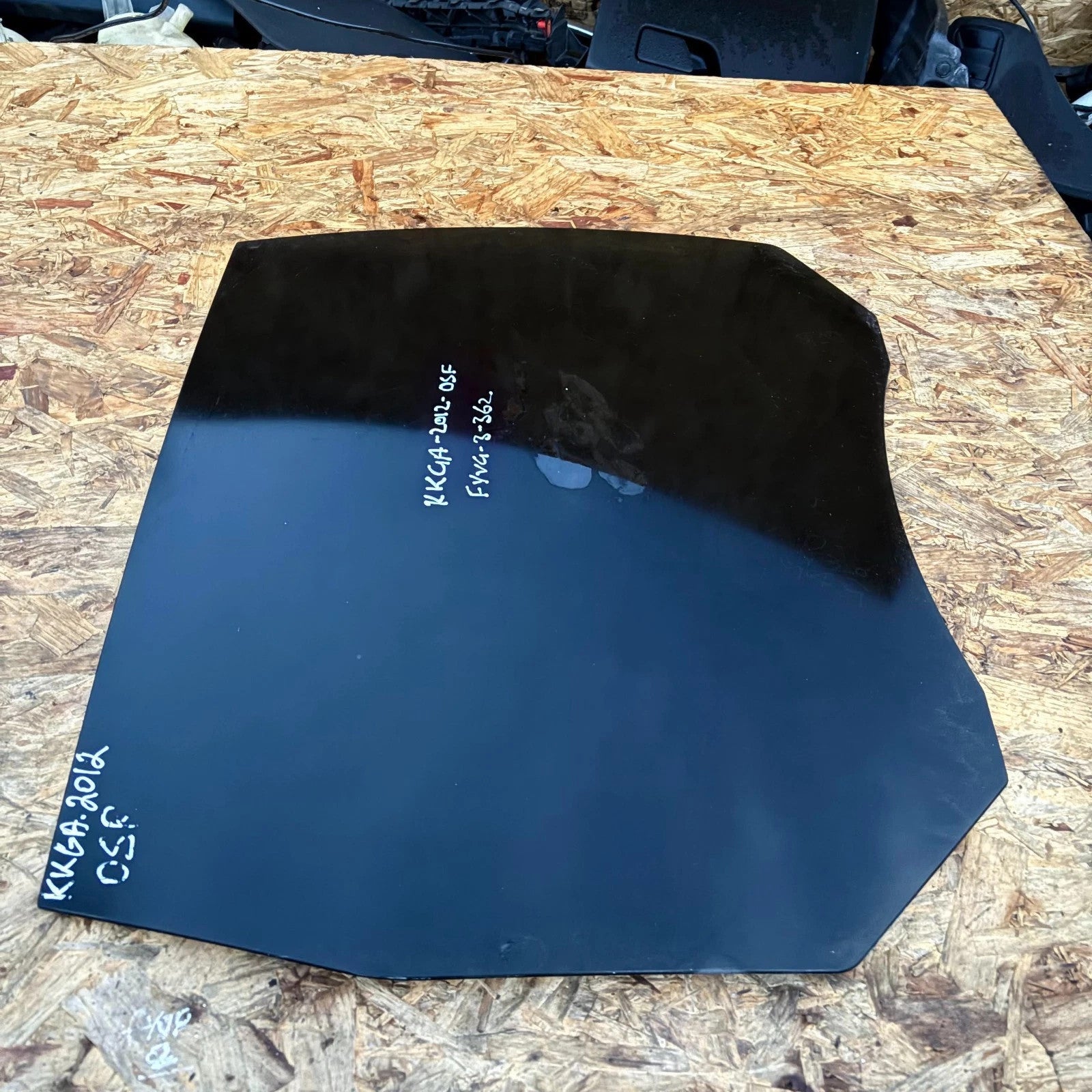 Ford Kuga 2012 Front Right Driver Side Door Window Glass