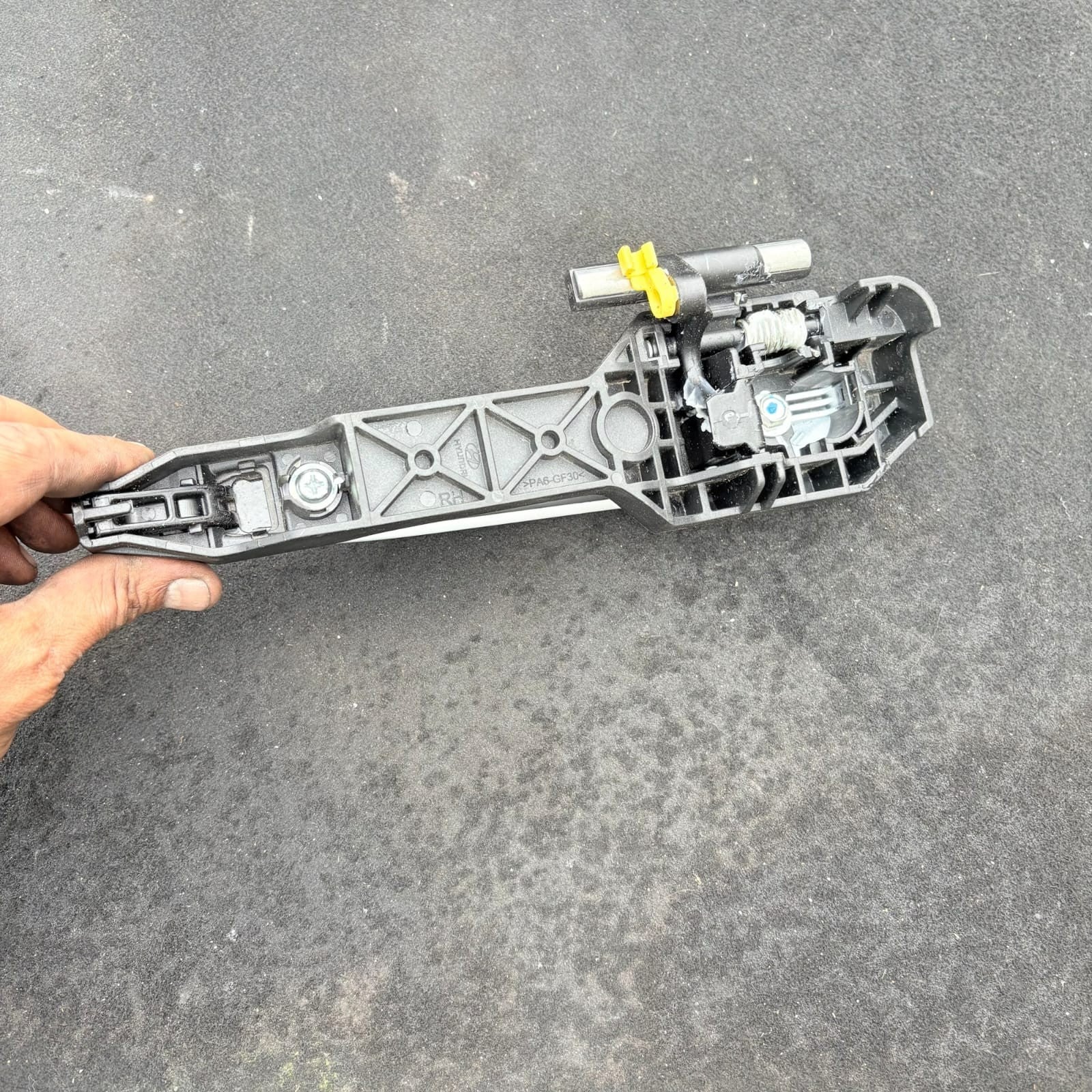 HYUNDAI I10 2013-2019 REAR RIGHT OFFSIDE OUTER DOOR HANDLE 83660