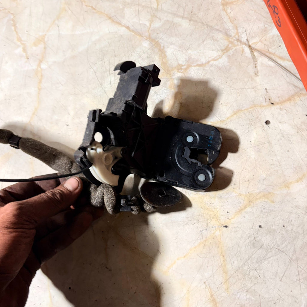 Audi TT 2008 Tailgate Boot Lid Lock Catch