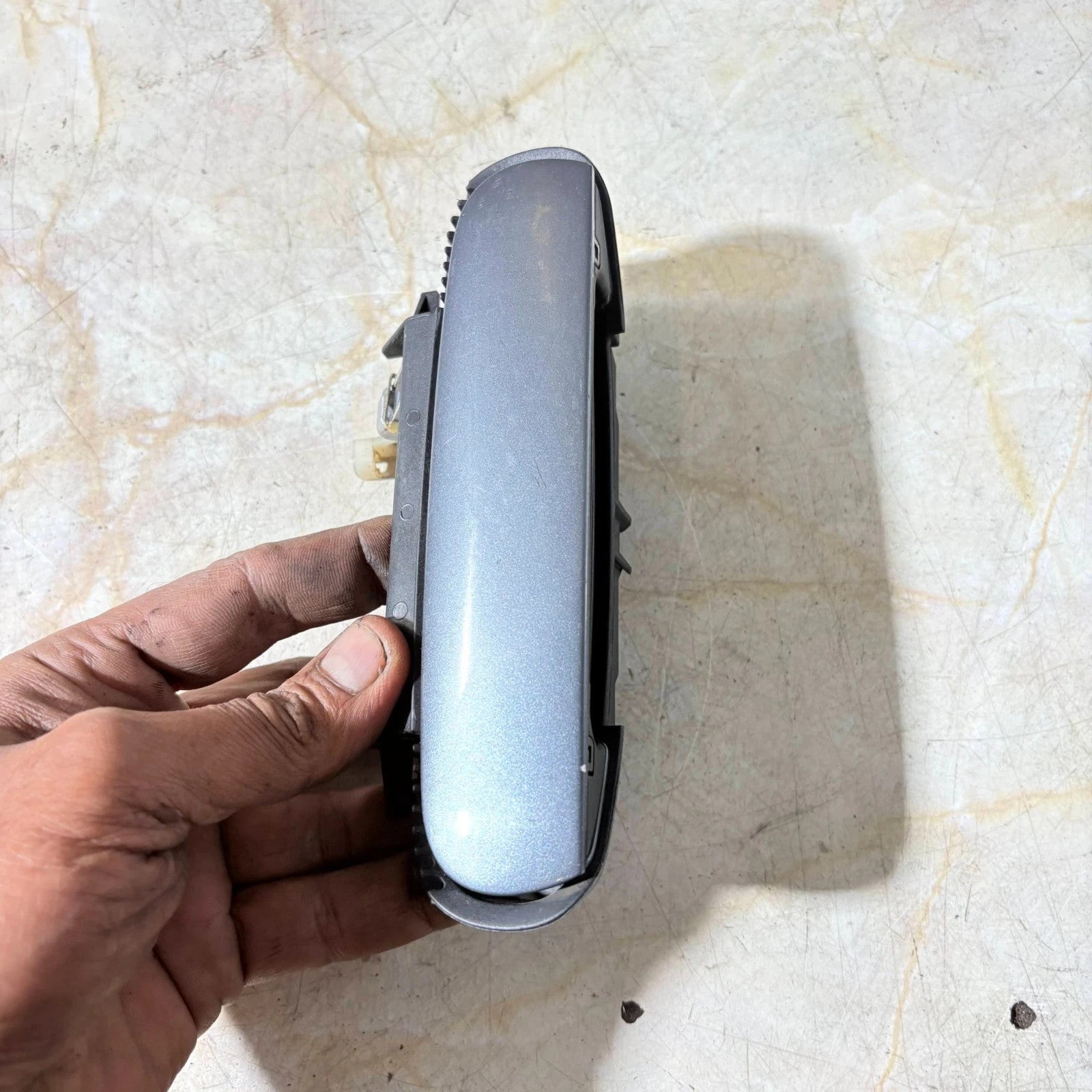 AUDI A3 2008 LEFT FRONT EXTERNAL DOOR HANDLE 4B0 839 885