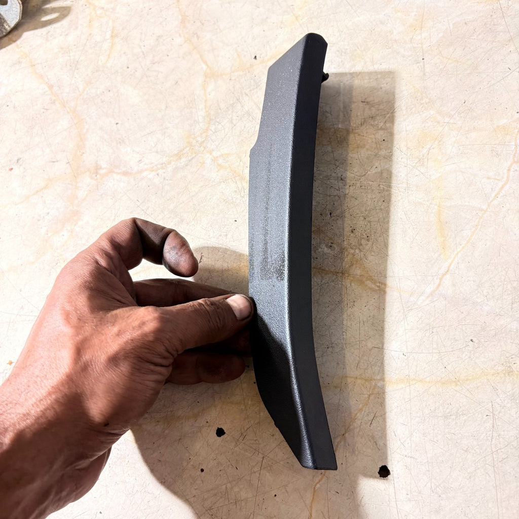 RANGE ROVER EVOQUE L538 CENTER DASH TRIM RIGHT BLACK BJ32-044B78-ABW 2011-2018
