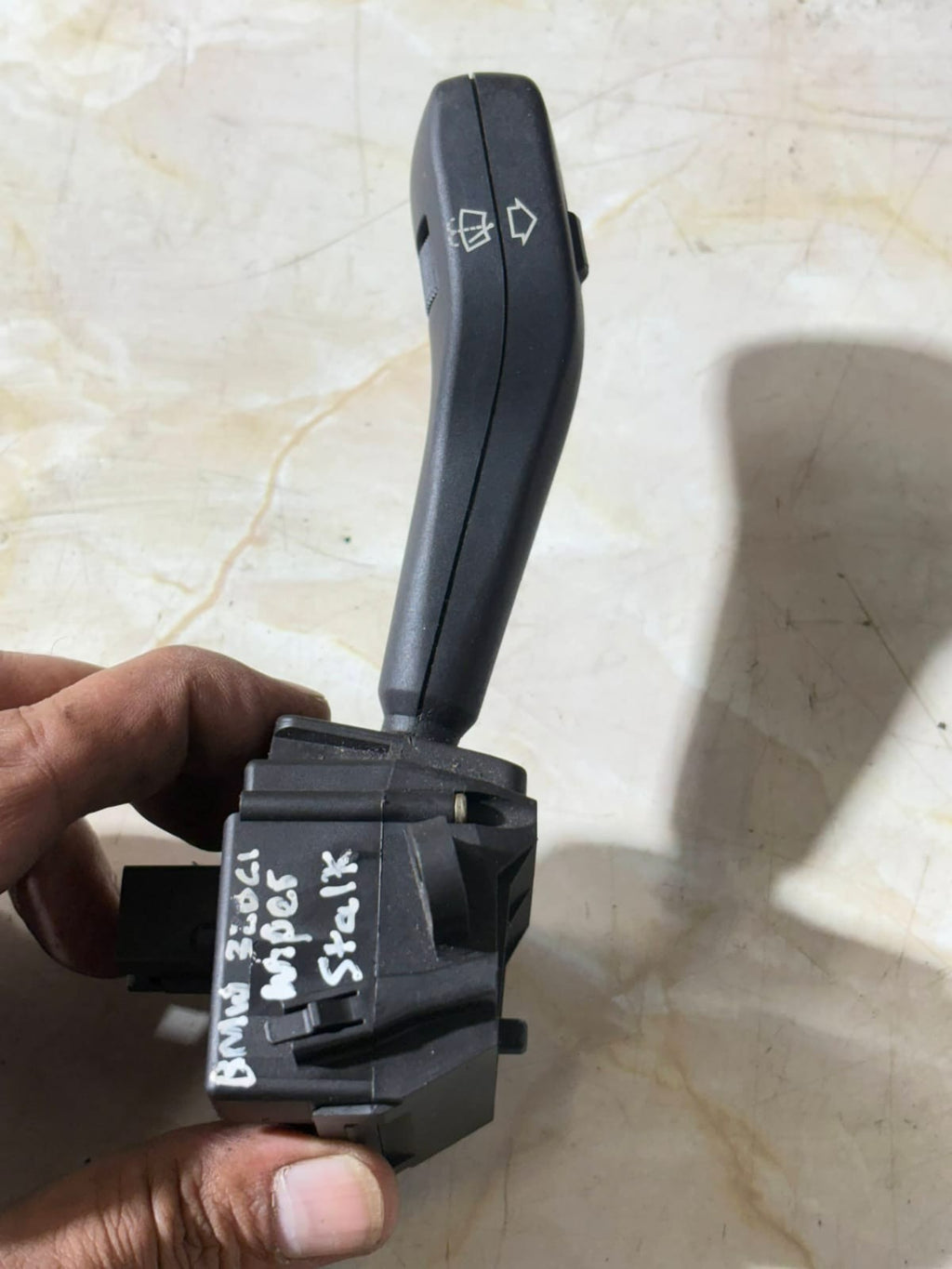 BMW 2003 WIPER STALK SWITCH 8363664M 01204000