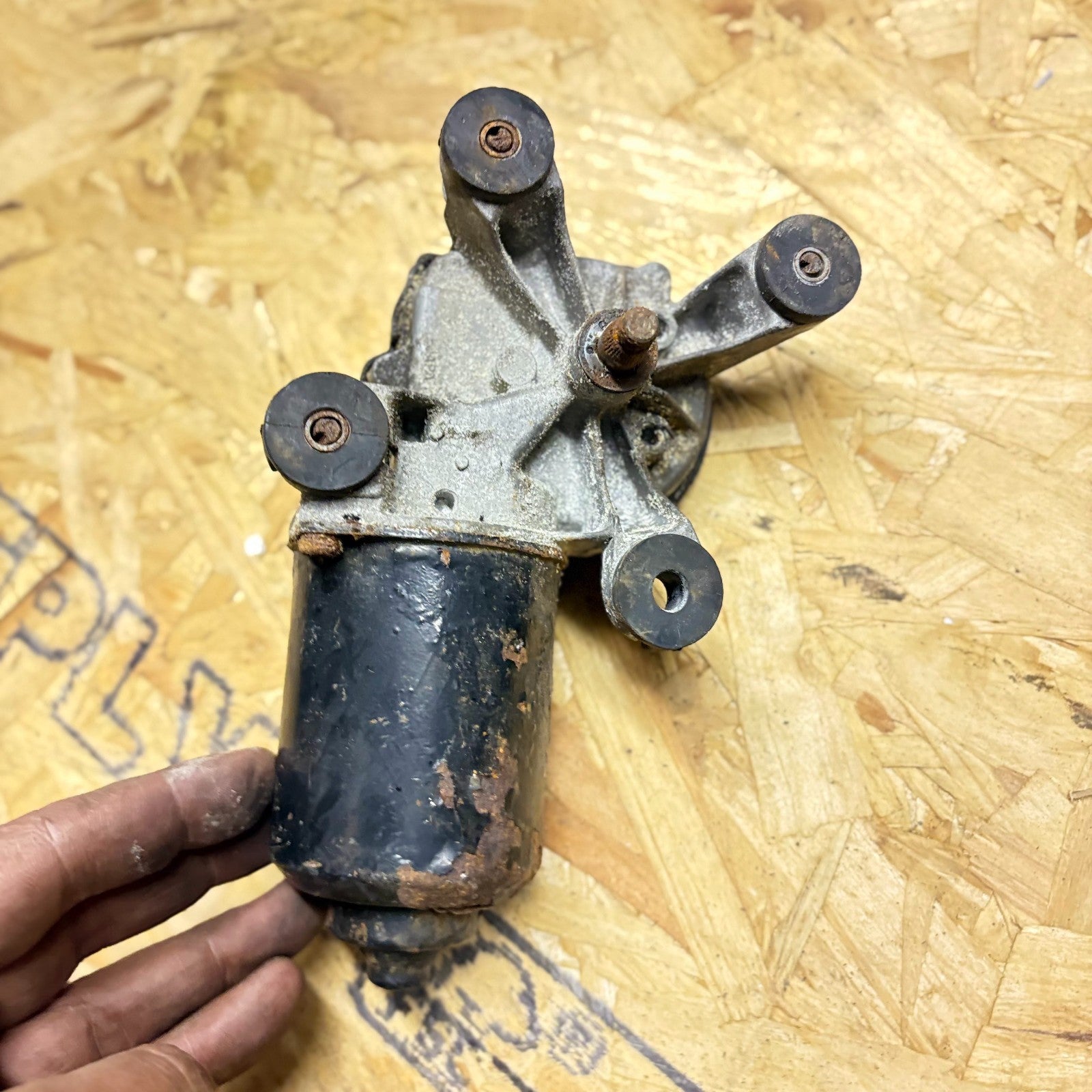 Kia Sportage MK4 2016-2022 Front Windscreen Wiper Motor 849200-7271