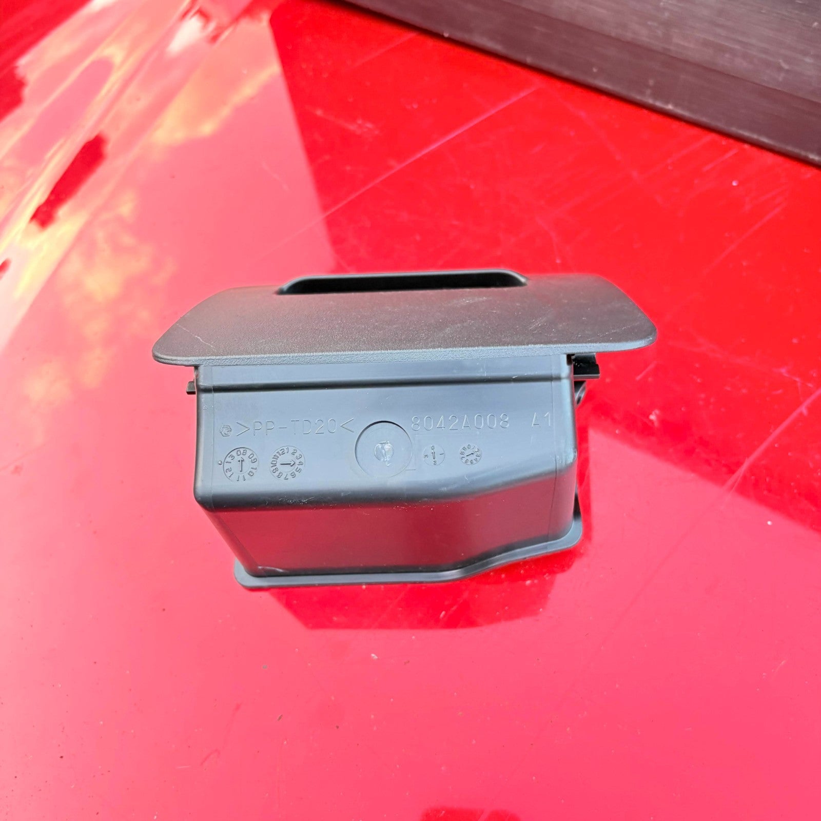 Mitsubishi Outlander MK2 CW8W 2008-2012 Centre Console Storage Box 8042A008