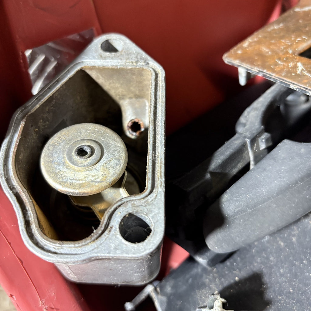 Thermostat Assy (Coolant Thermostat) for Opel Astra 2006