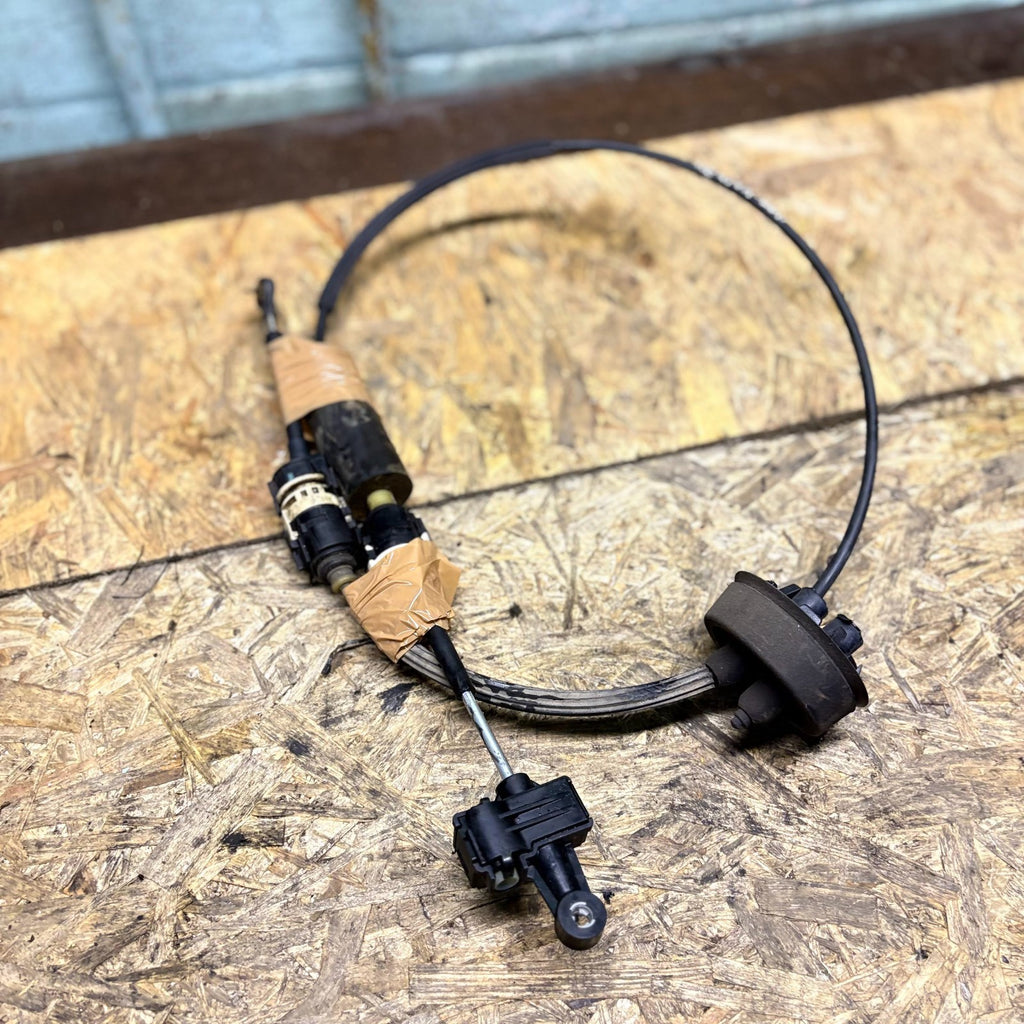 Vauxhall Zafira Tourer C 2.0 CDTi Auto Gear Selector Cable 13366752 2011-2019