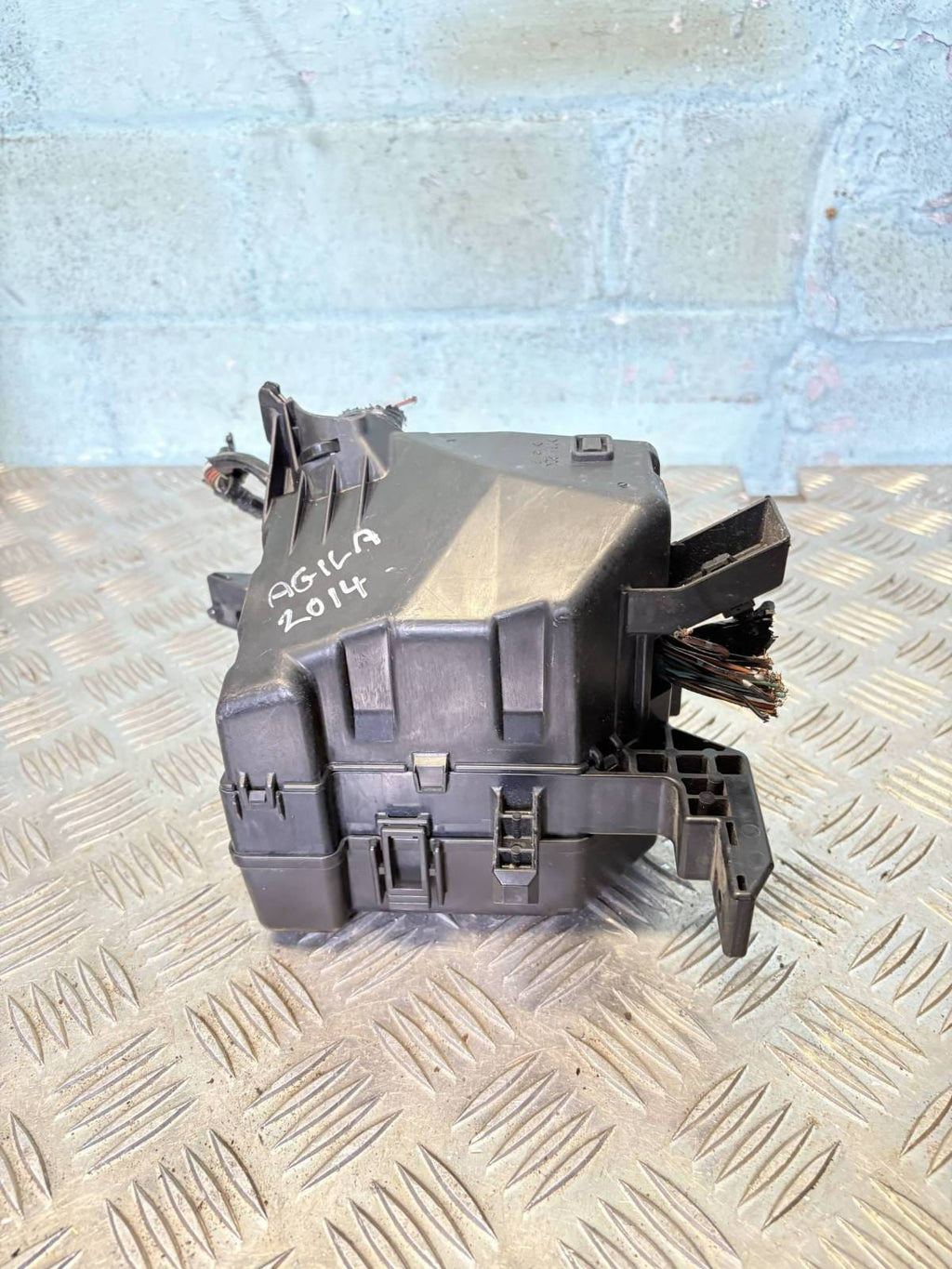 2014 Suzuki Swift Black Relay And Fuse Box Module Assembly