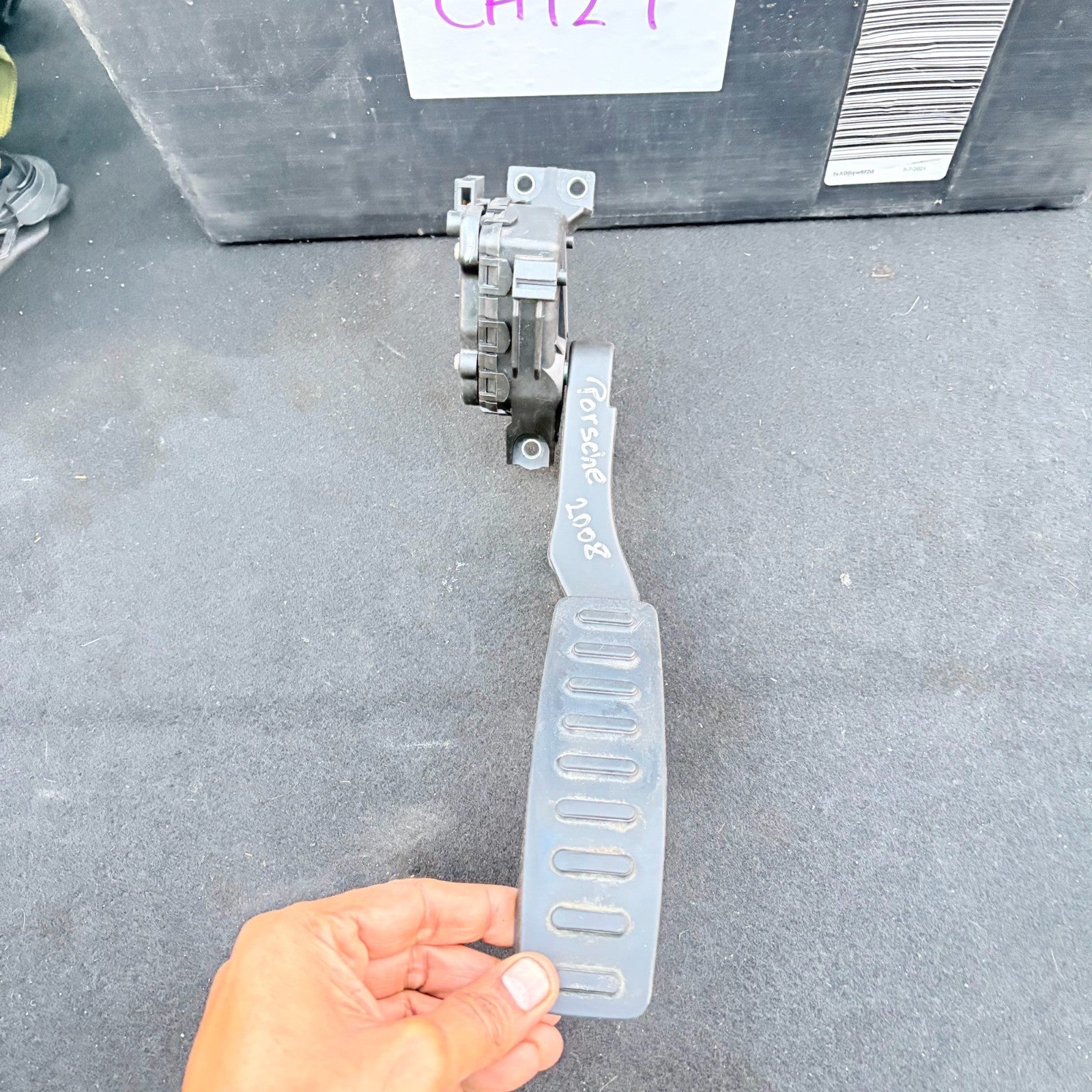 Porsche Cayenne Pedal Accelerator Throttle 7L0 723 507 E 2008