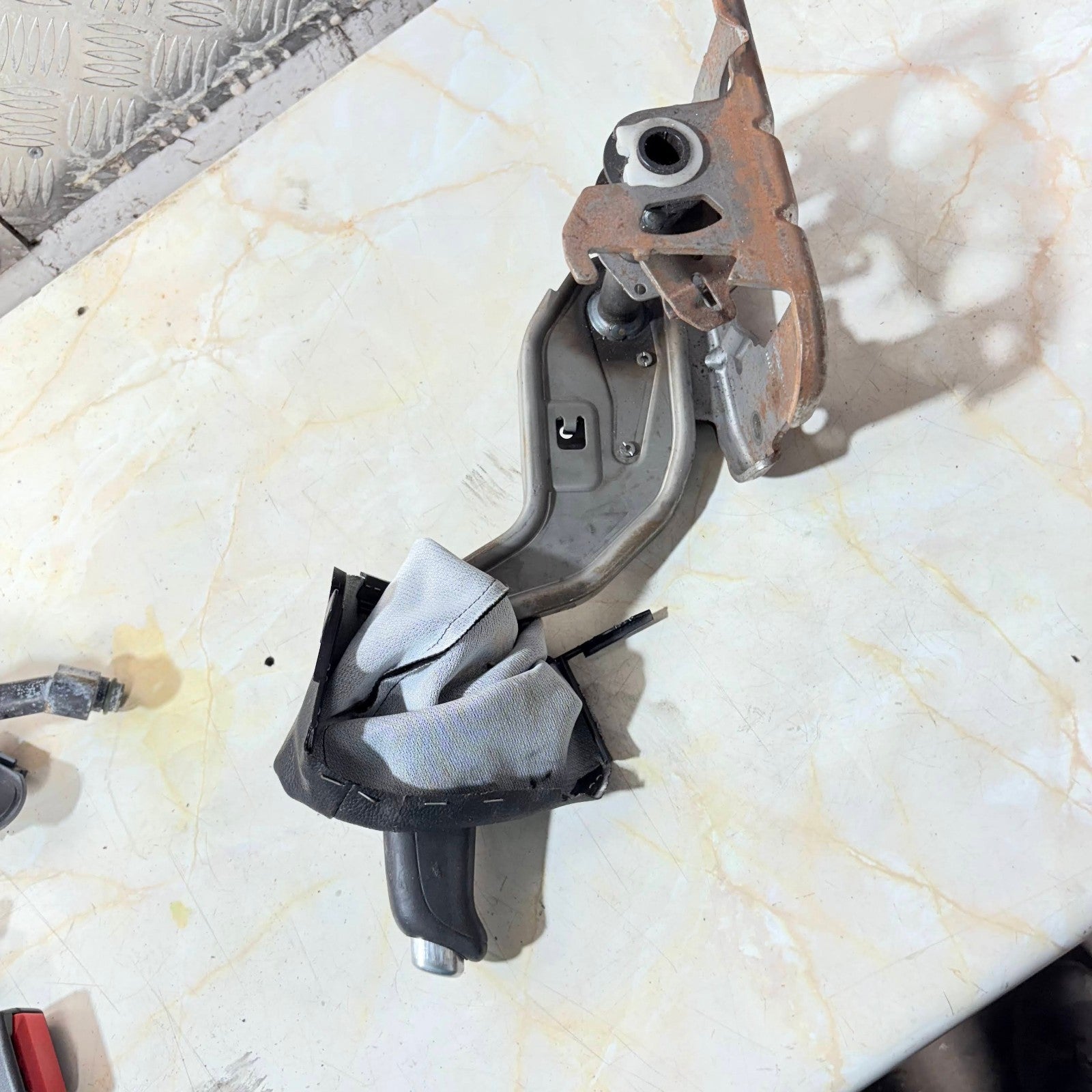 2009 Ford Mondeo Handbrake Handle Lever 11319894R