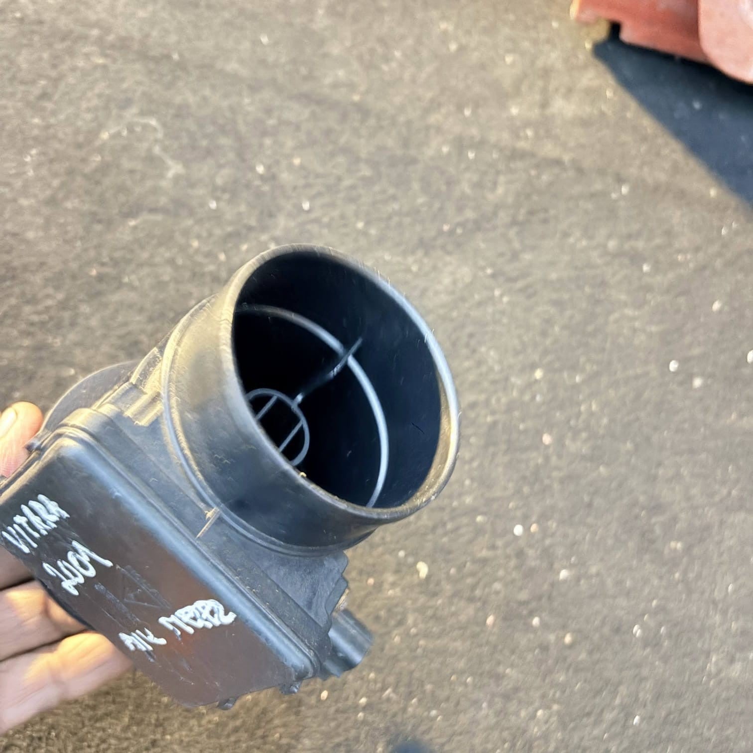 Suzuki Vitara/Grand Vitara 2001 Mass Air Flow Meter MAF Sensor E5T52071 Air Me