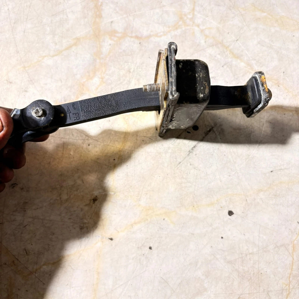 Mercedes ML320 W163 1998-2005 Front Right Door Check Strap A1637200116