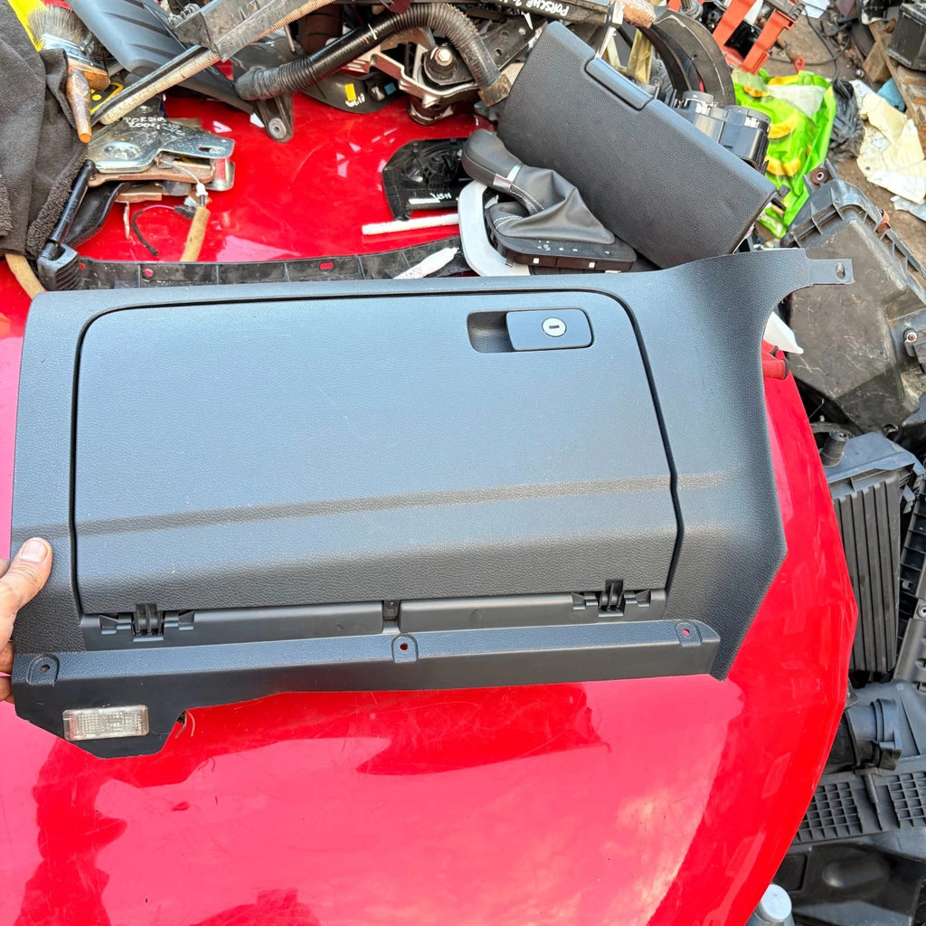 VW GOLF GLOVEBOX COMPLETE 1K2 857 097 AP
