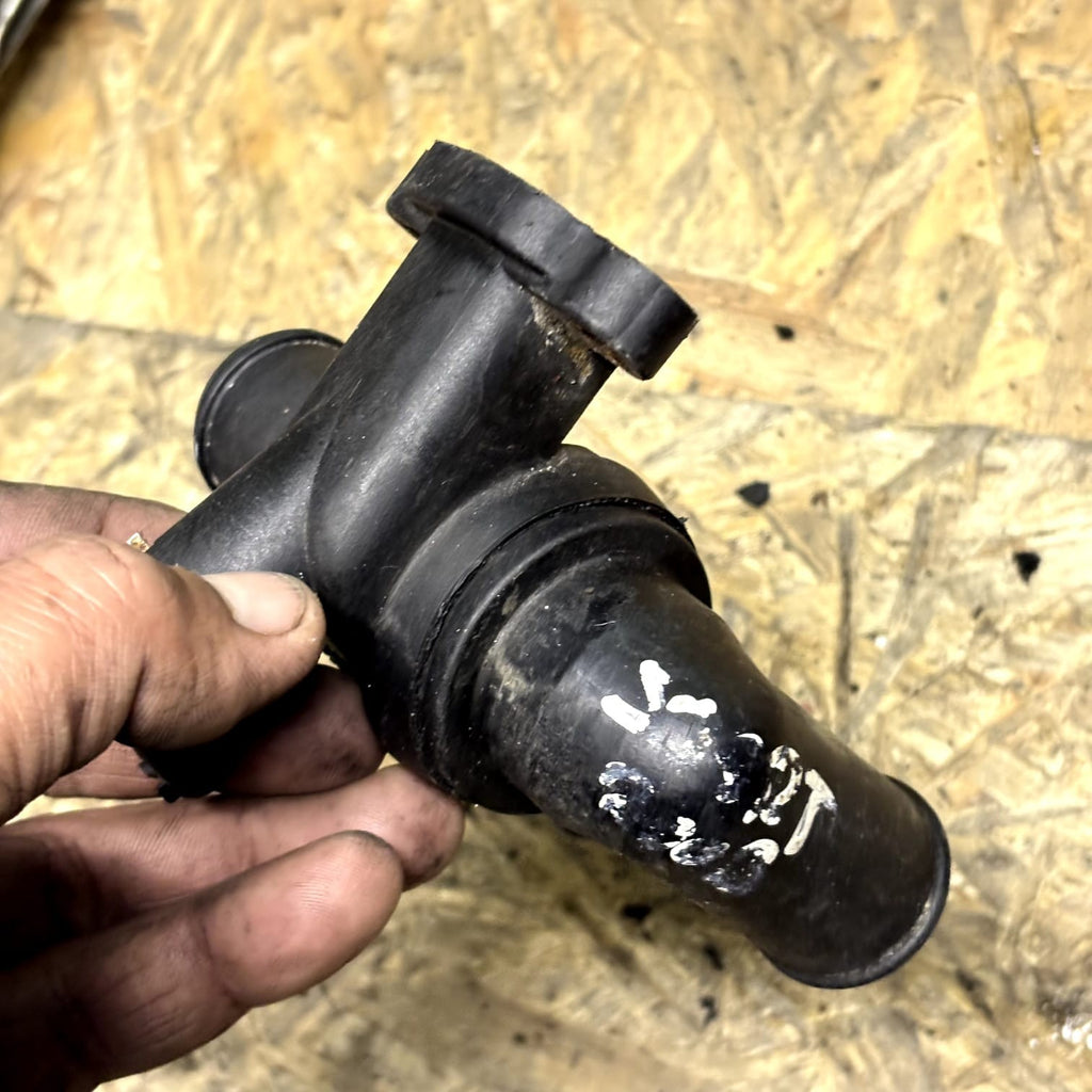 Smart Fortwo 450 1998-07 Roadster 452 Thermostat Housing A1602000315 0003179V010