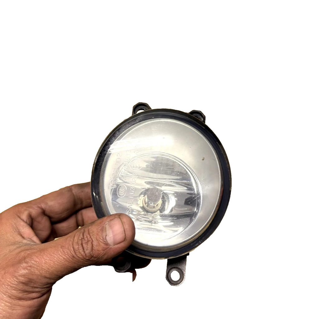 Toyota RAV4 2006-2012 RH Fog Light Lamp H11 81210-0D042 Valeo 89210656