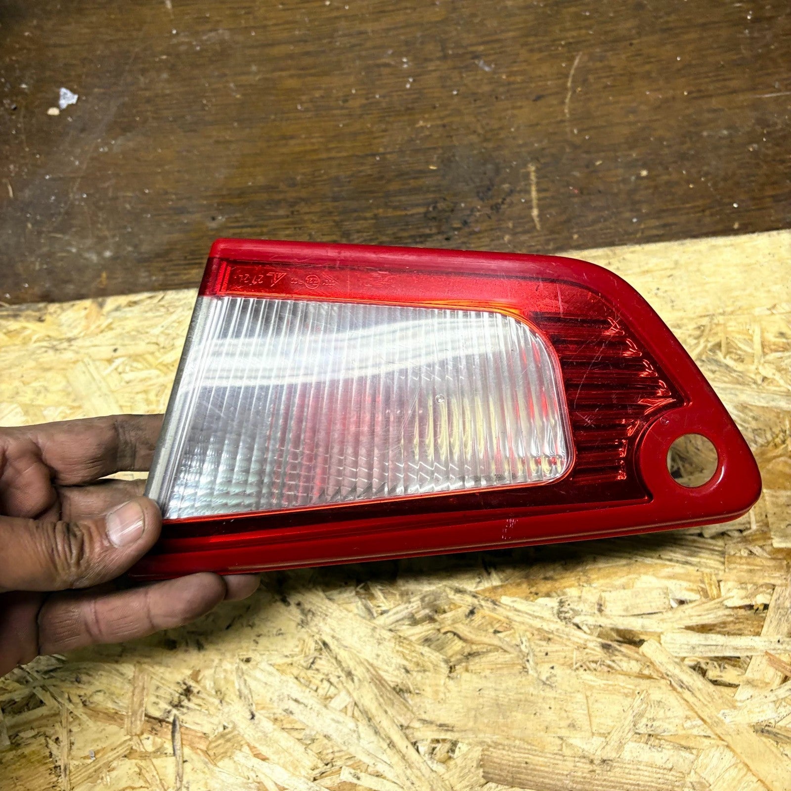 MITSUBISHI COLT 2009 CONVERTABLE REAR RIGH DRIVER SIDE CLUSTER LIGHT