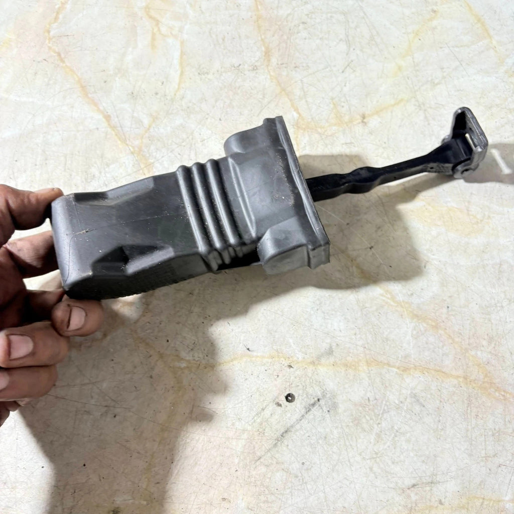 10-18 AUDI A1 LEFT FRONT DOOR CHECK STRAP 8X08372675 DOOR