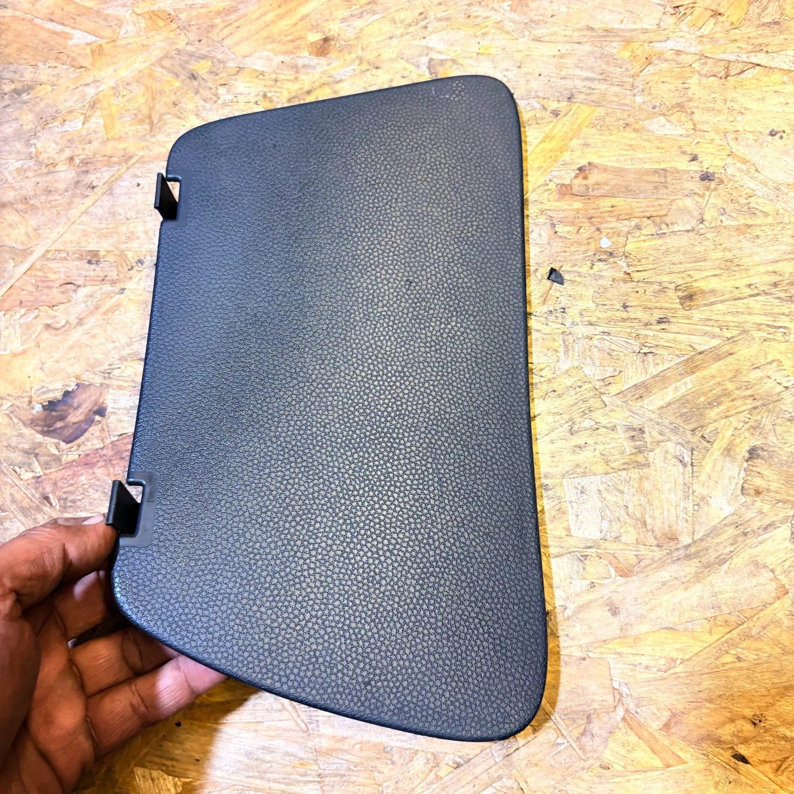 MINI PASSENGER SIDE INTEROR BOOT TRIM COVER PART NUMBER 5143 1503473