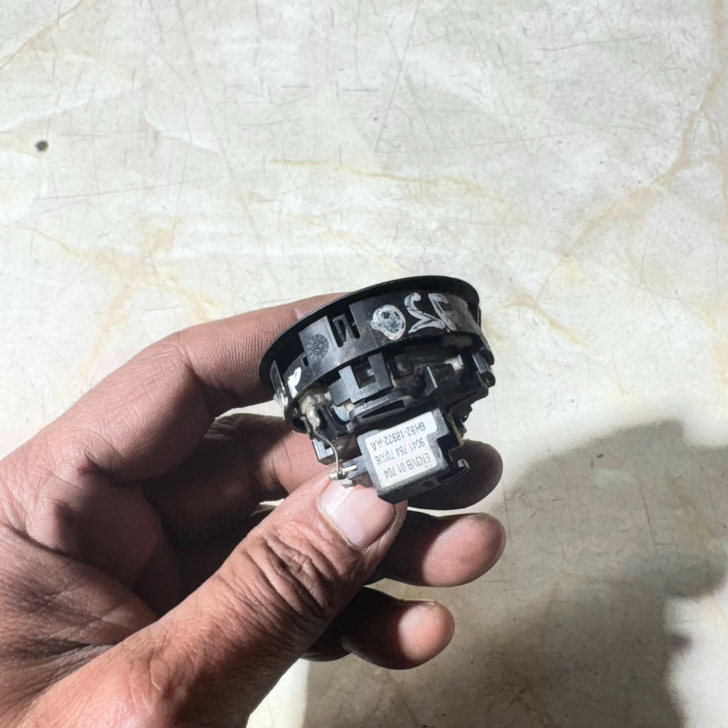 6H52-18932-AA LAND ROVER FREELANDER Front Right Side Tweeter Speaker