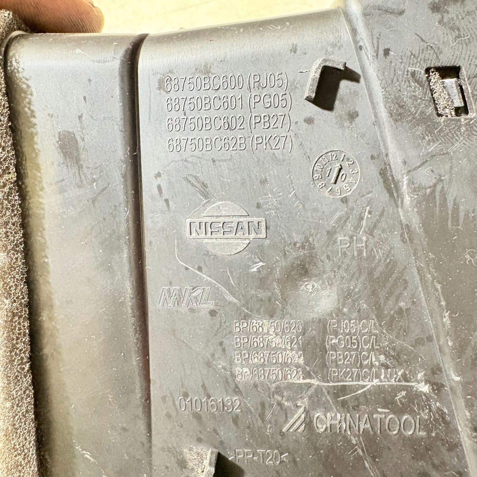 Nissan Dash Board Air Vent 68750BC600