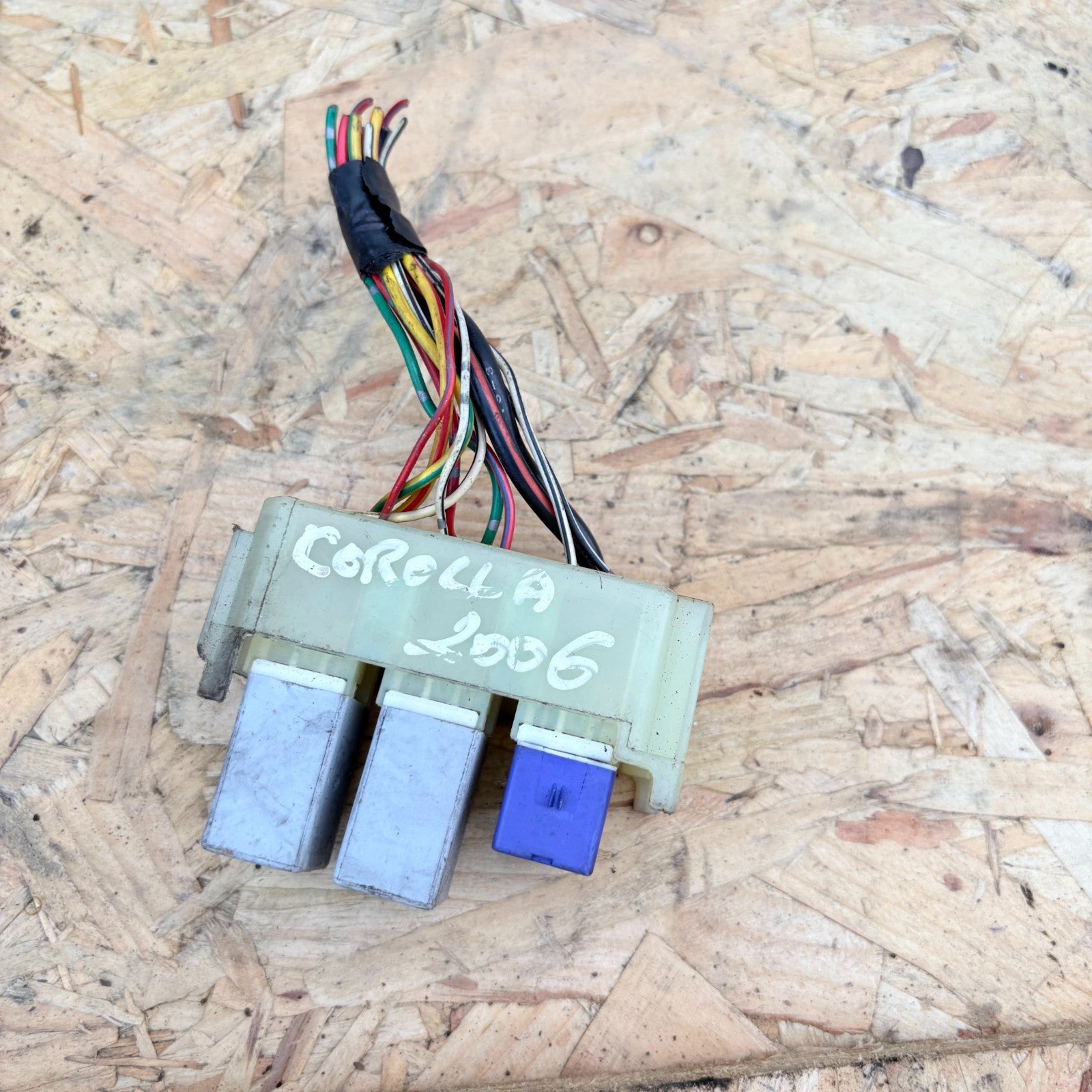 Relay module for Toyota Coroll 2006