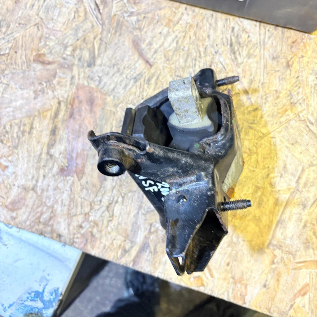 VOLKSWAGEN FOX 2008 PASSENGER LEFT FRONT ENGINE MOUNT