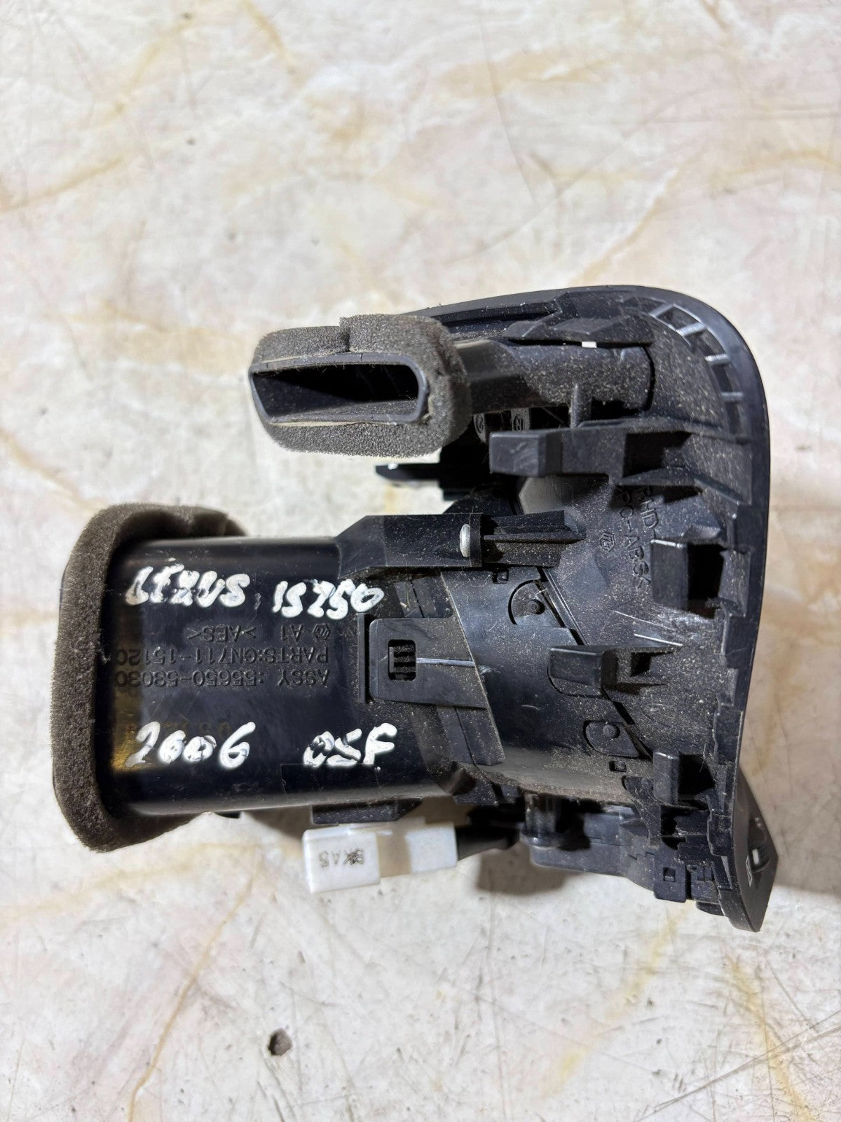 Lexus IS250 2006 IS220d 2005-2013 Driver side Air Vent 55650-53030 GN711-15120