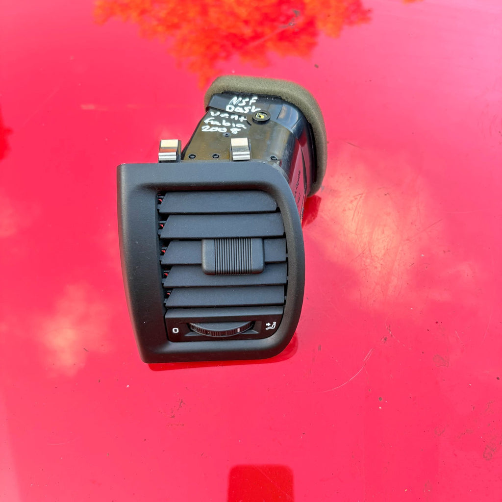 Skoda Fabia 2007-2015/Roomster 2006-2015 Dash Air Vent Left 5J0819701