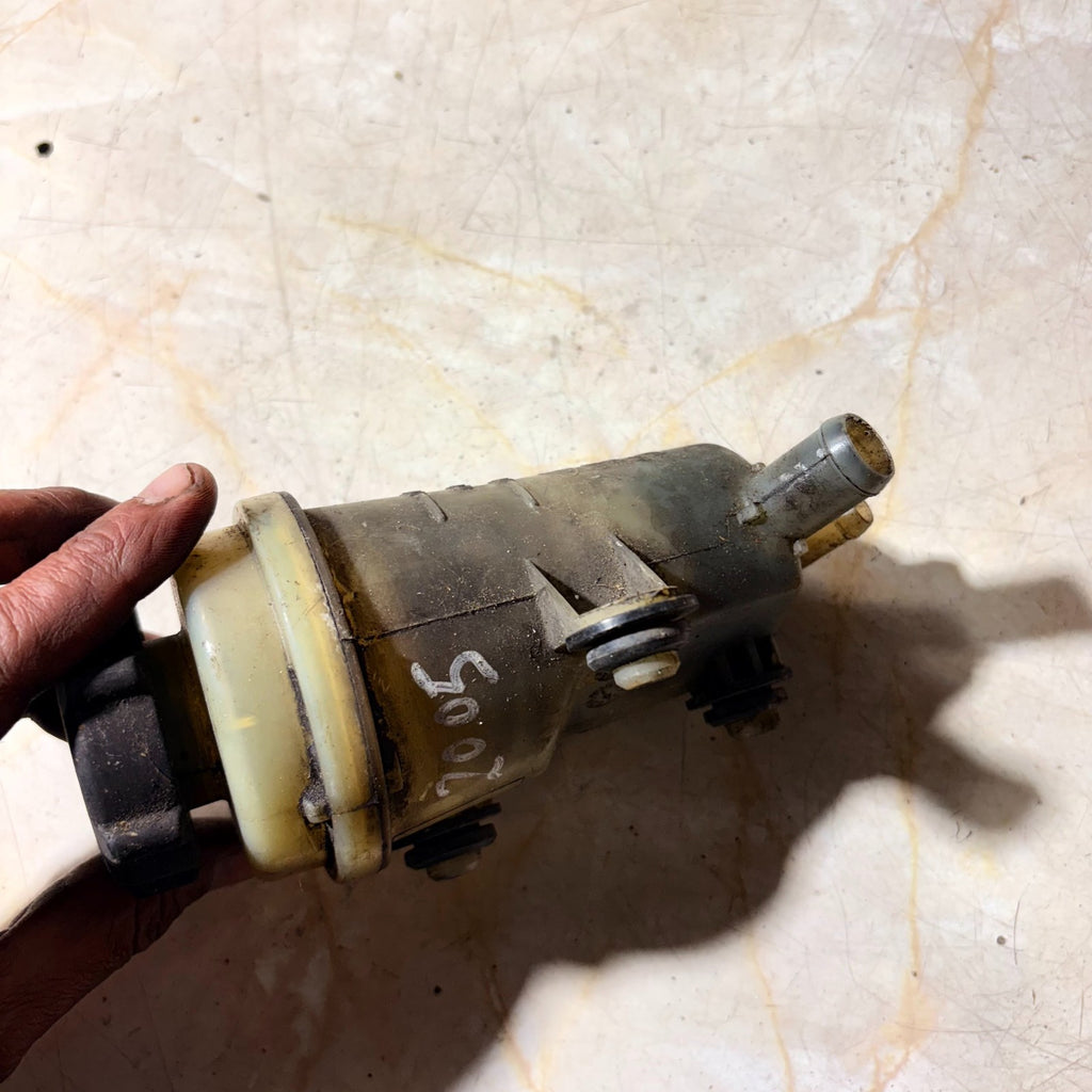 FORD TRANSIT CONNECT 2000-2006 POWER STEERING RESERVOIR BOTTLE