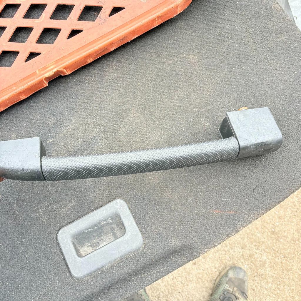 VW NEW BEETLE 2000-2010 LEFT PASSENGER SIDE ROOF INTERIOR GRAB HANDLE TRIM