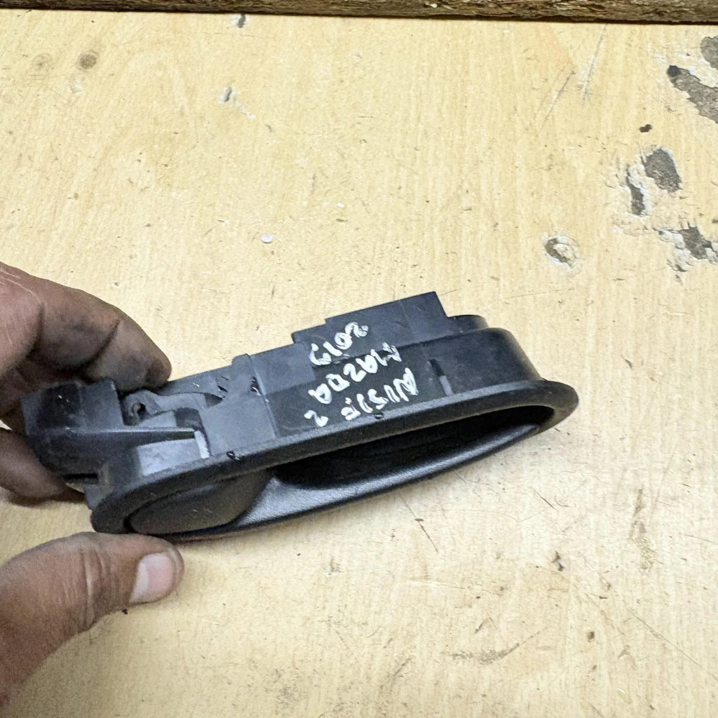 440519 Passenger Front inner door handle MAZDA 2 LIM. (DE) 1.3 ACTIVE 2013