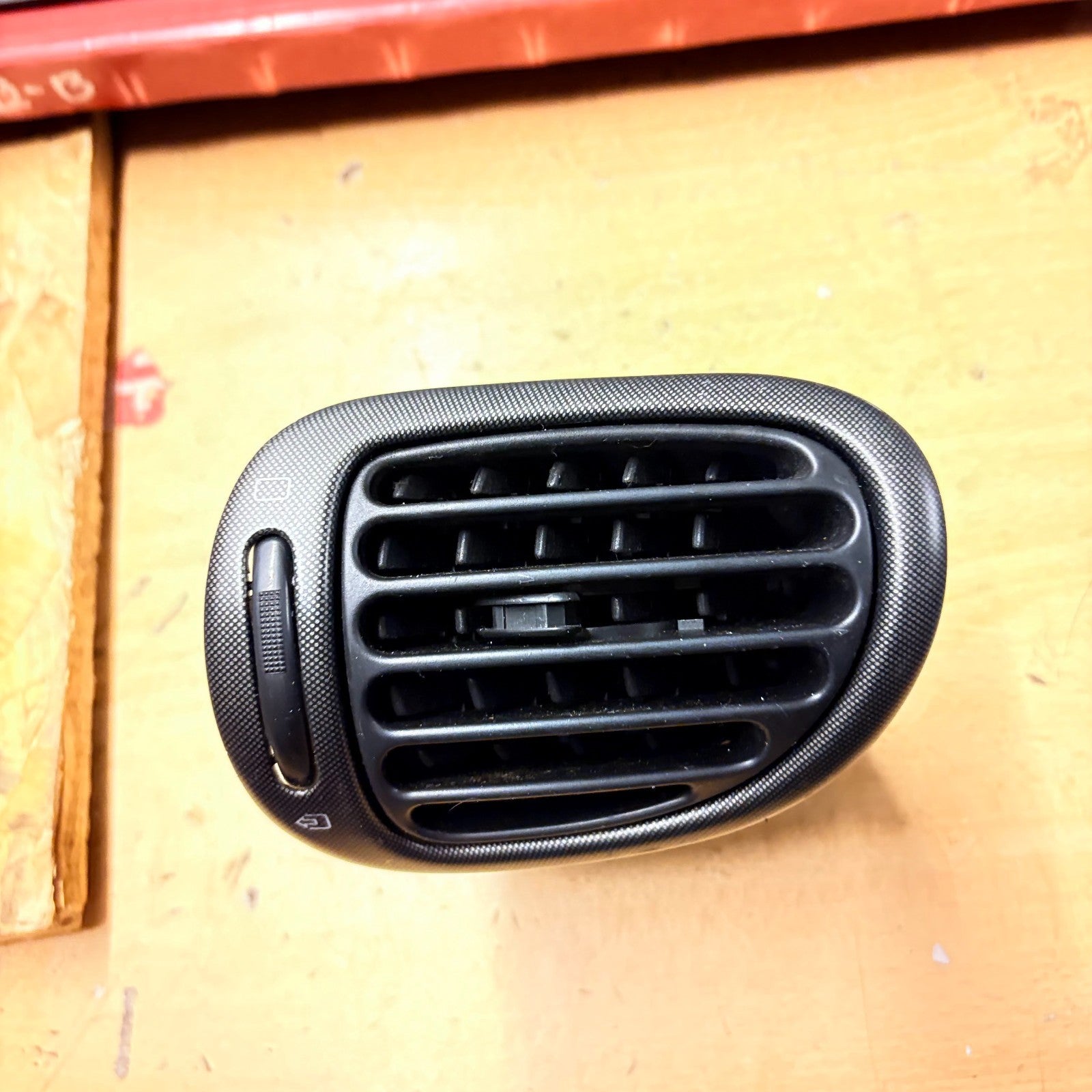 Peugeot 206 Gti 180 Dashboard Air Vent Front Right Driver Side 2003-2006
