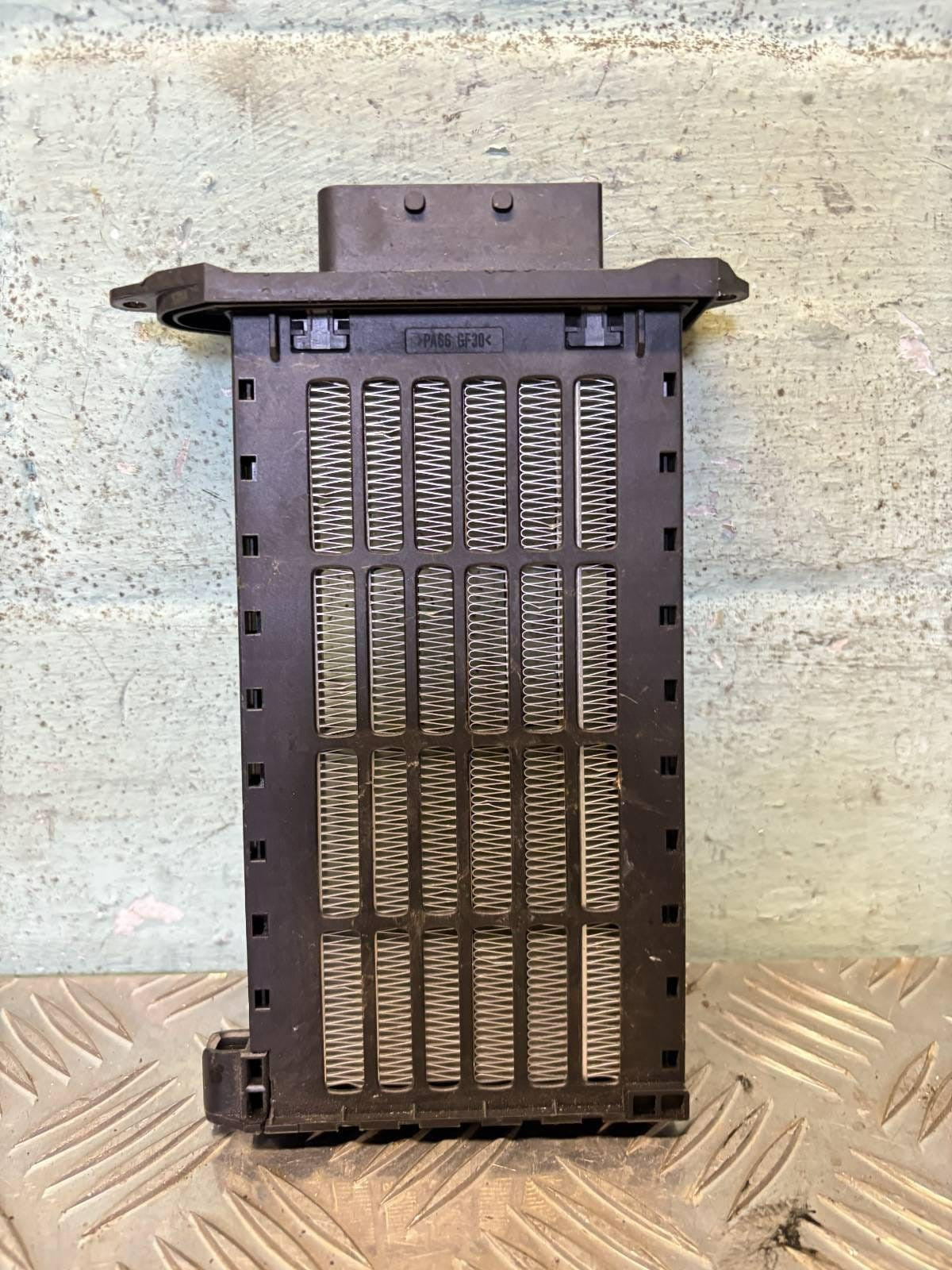 HYUNDAI IX35 HEATER ELEMENT CORE MATRIX 2004 71.026039.0100