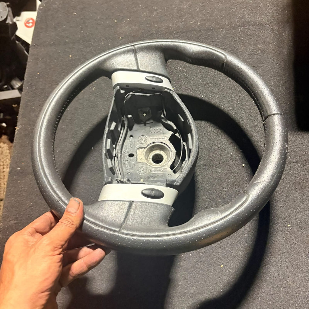 Mini Cooper R50 R53 2001-2006 Steering Wheel 3-Spoke Black 2375R5014