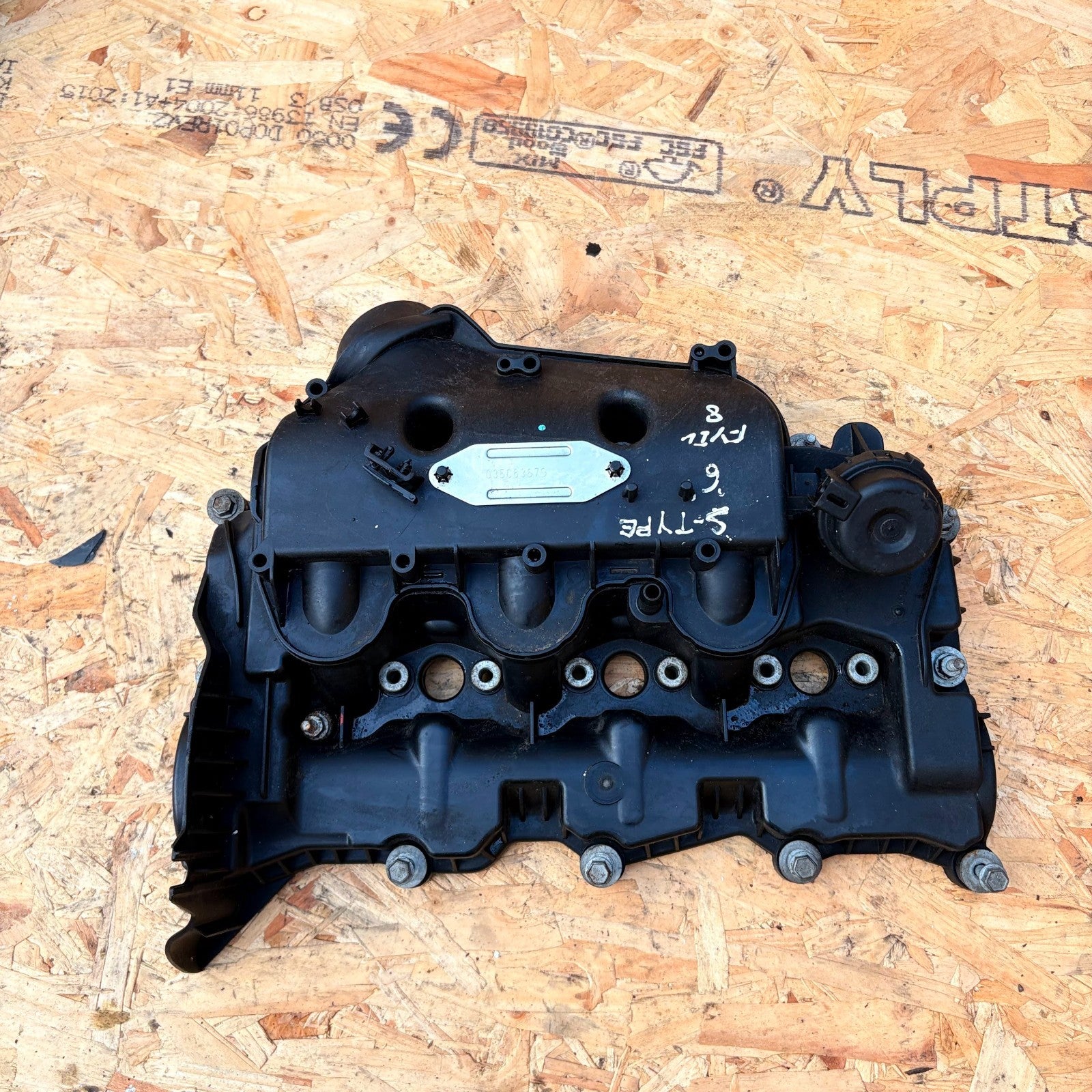 Jaguar S-type 2000-2008 Rocker Engine Cover