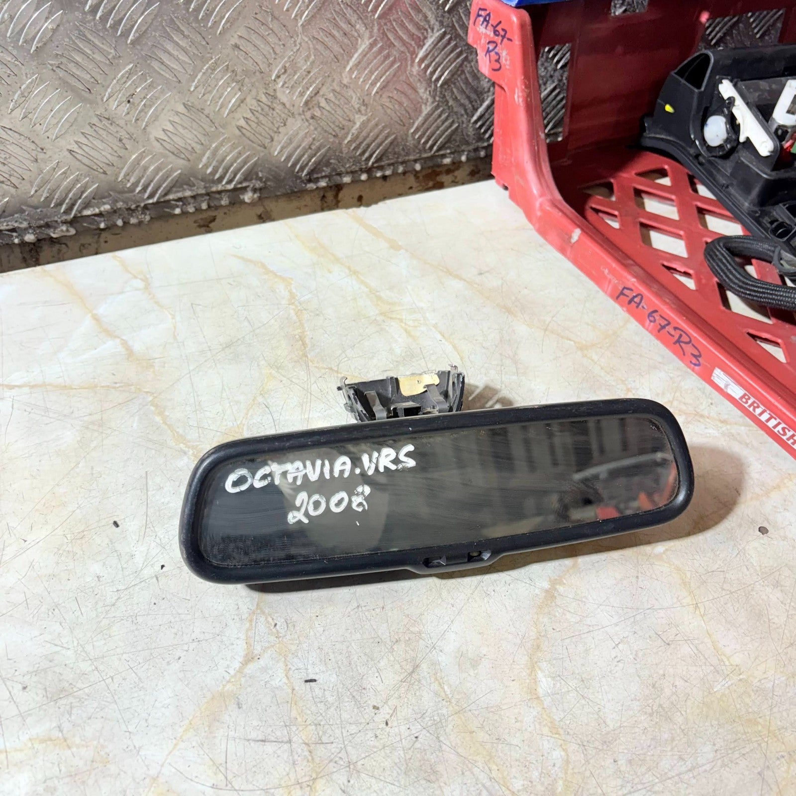 2008 SKODA OCTAVIA AUTO DIMMING INTERIOR REAR VIEW MIRROR E11 015610