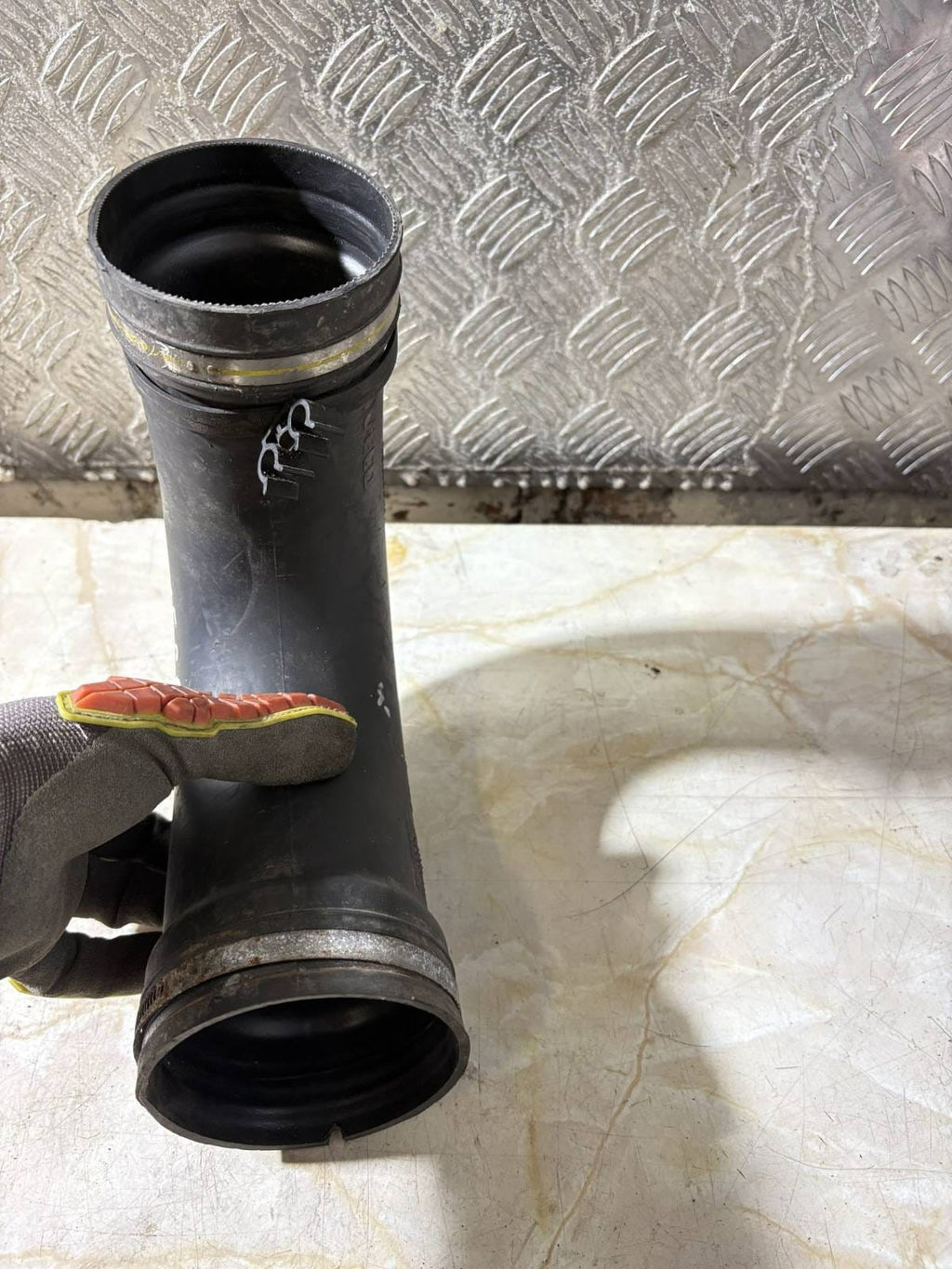 Iveco Daily 35-40.10 2008 Diesel air intake hose pipe 504135453 SKU32364