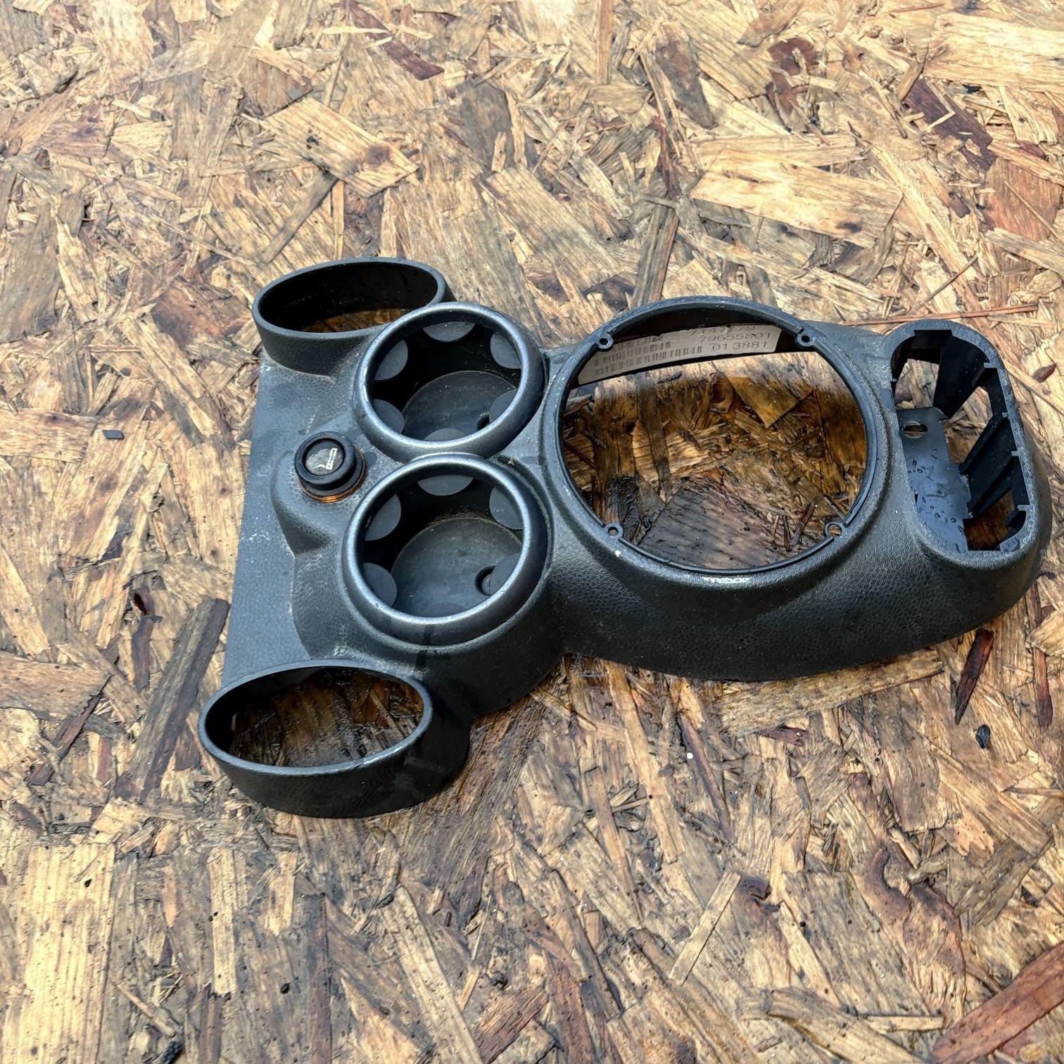 MINI Cooper 1.6l-Interior Centre Console Cup Holder 122737-13