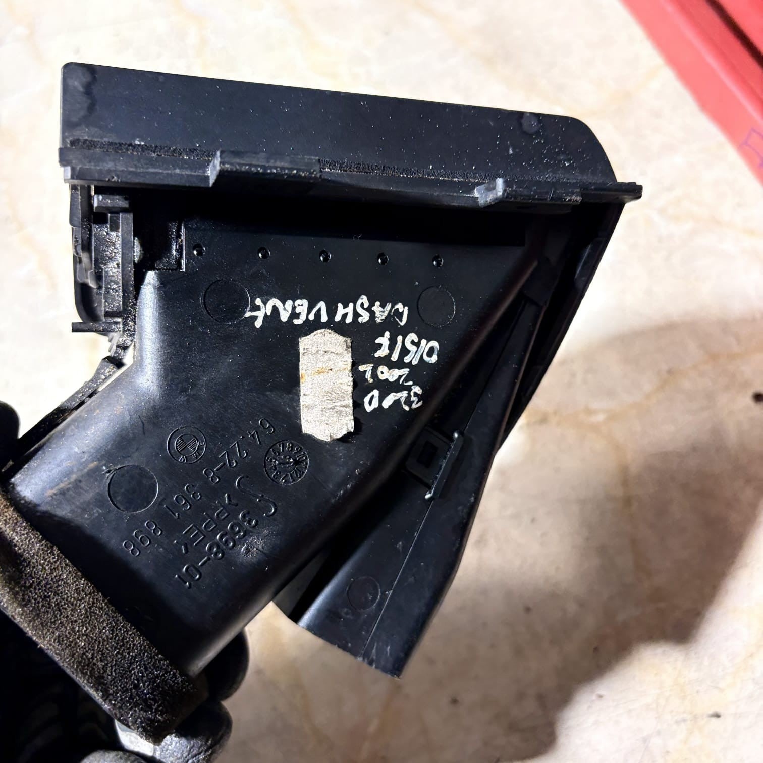 BMW 3 Series E46 320d 1998-2006 Driver Front Air Vent 64228361898