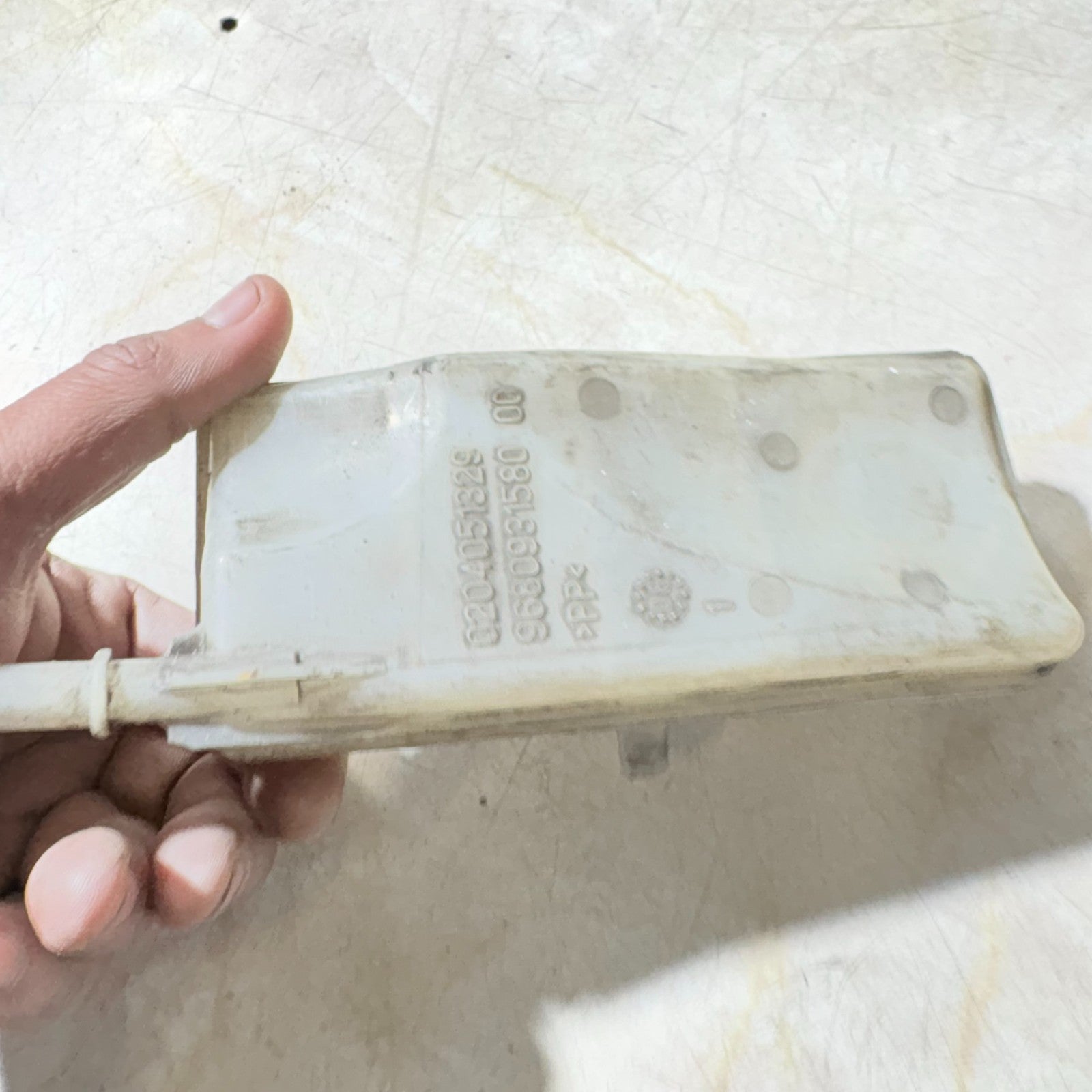 PEUGEOT 308 MK1 07-14 BRAKE FLUID RESERVOIR TANK 0204051329