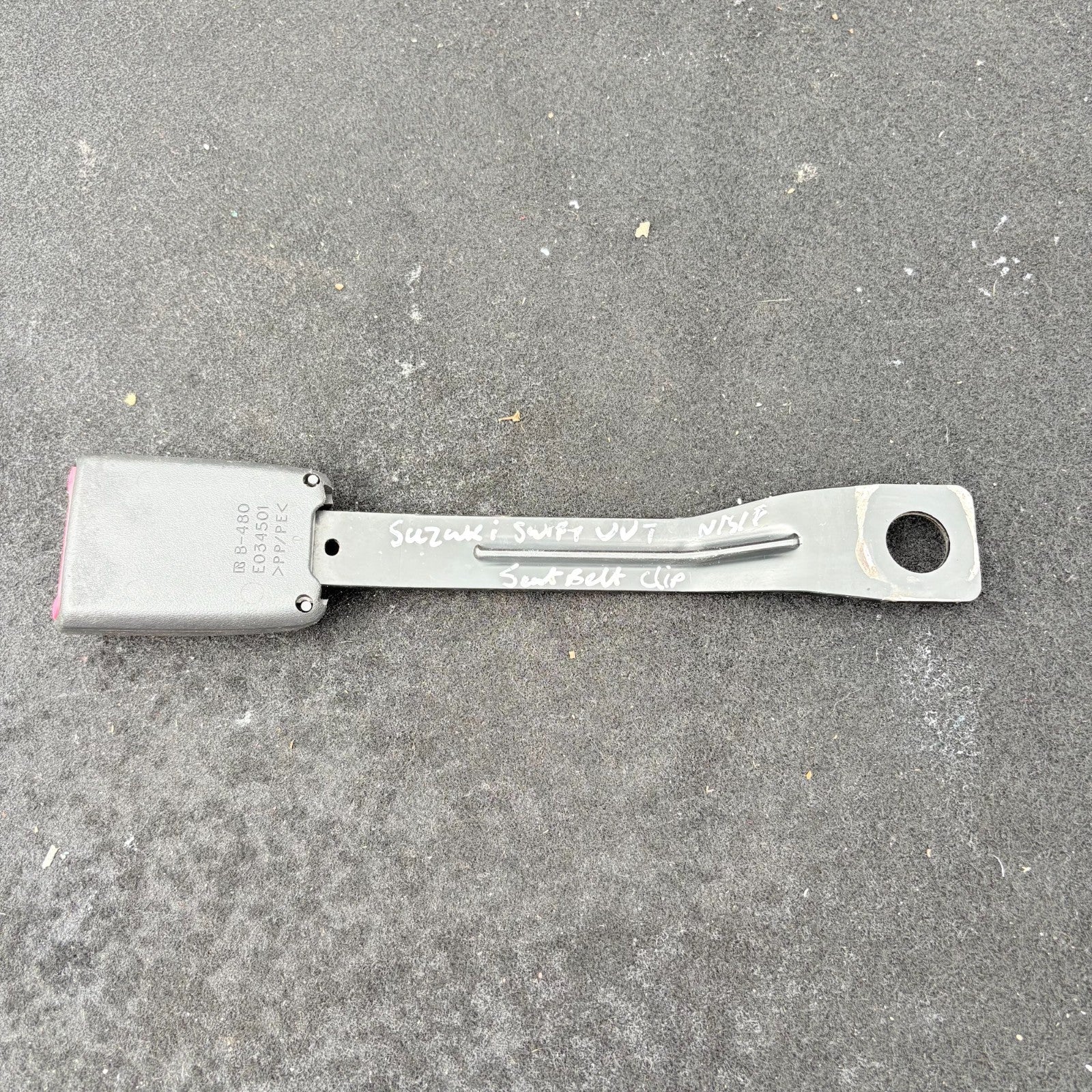SUZUKI SWIFT FRONT PASSENGER SEAT BELT STALK BUCKLE E034501