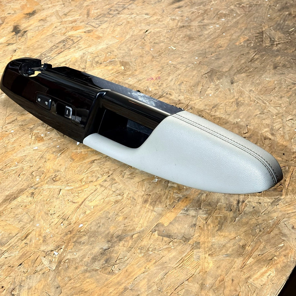 Kia Sportage MK4 QL 2016-2022 Front Passenger Window & Lock Switch 93575-F1520