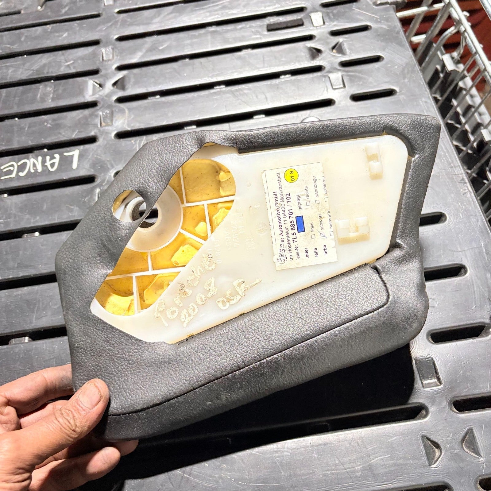2008 PORCHE SEAT COVER REAR RIGHT BENCH SIDE PANEL 7L5885701/702