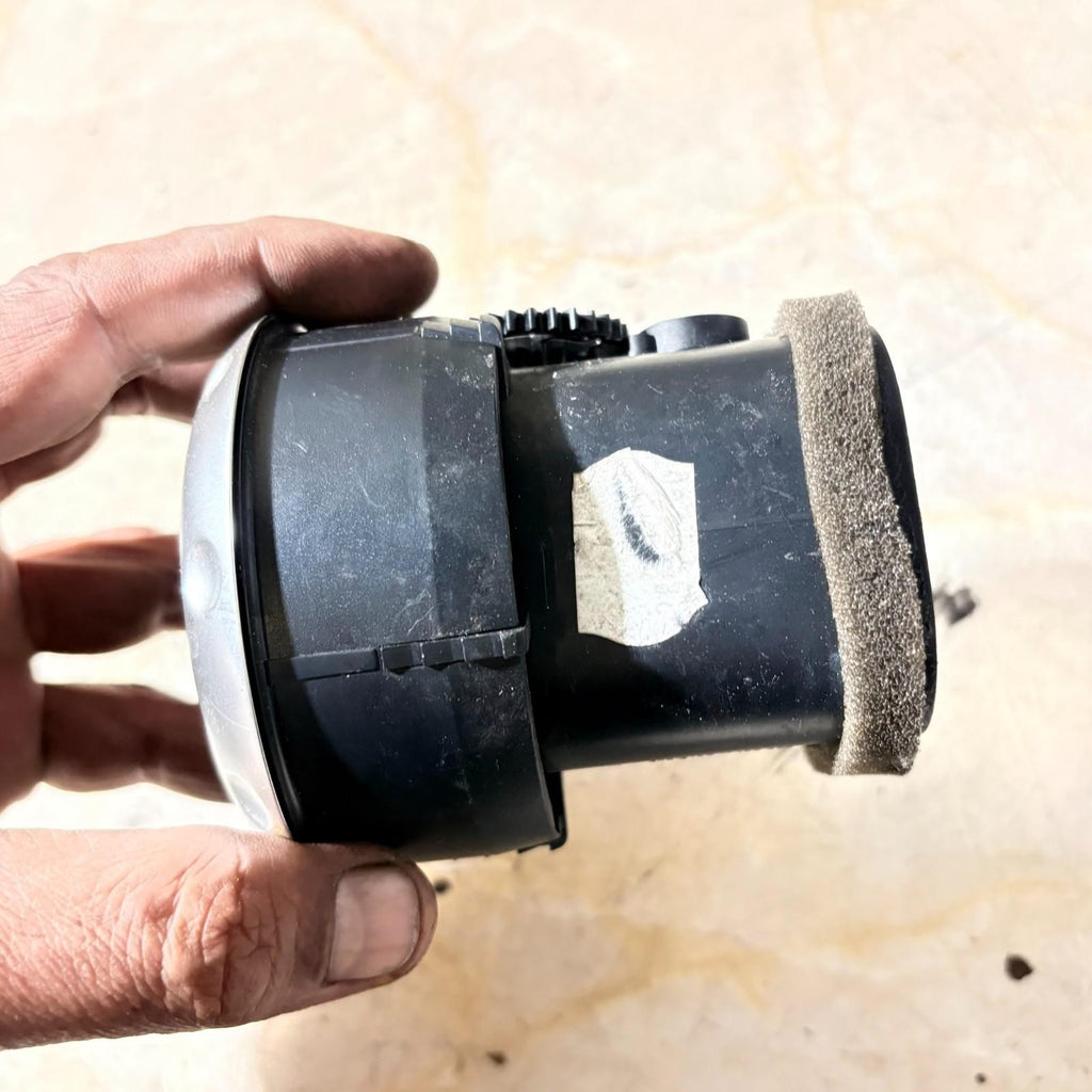 Audi TT Dashboard Middle Air Vent Driver Side